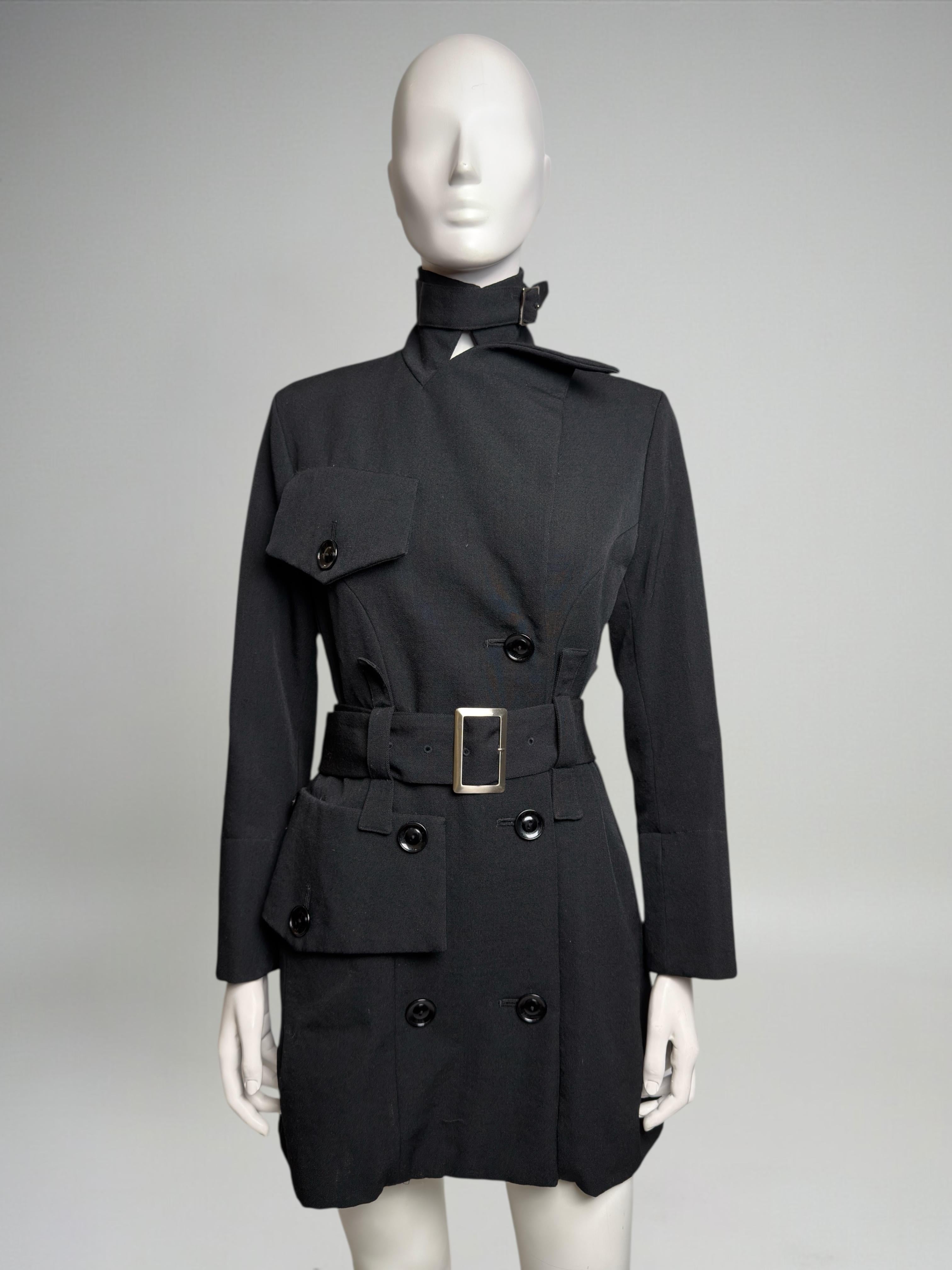 Yohji Yamamoto Herbst 2004 Schwarze Wolljacke mit übertriebenen Taschen im Zustand „Relativ gut“ im Angebot in Paris, FR