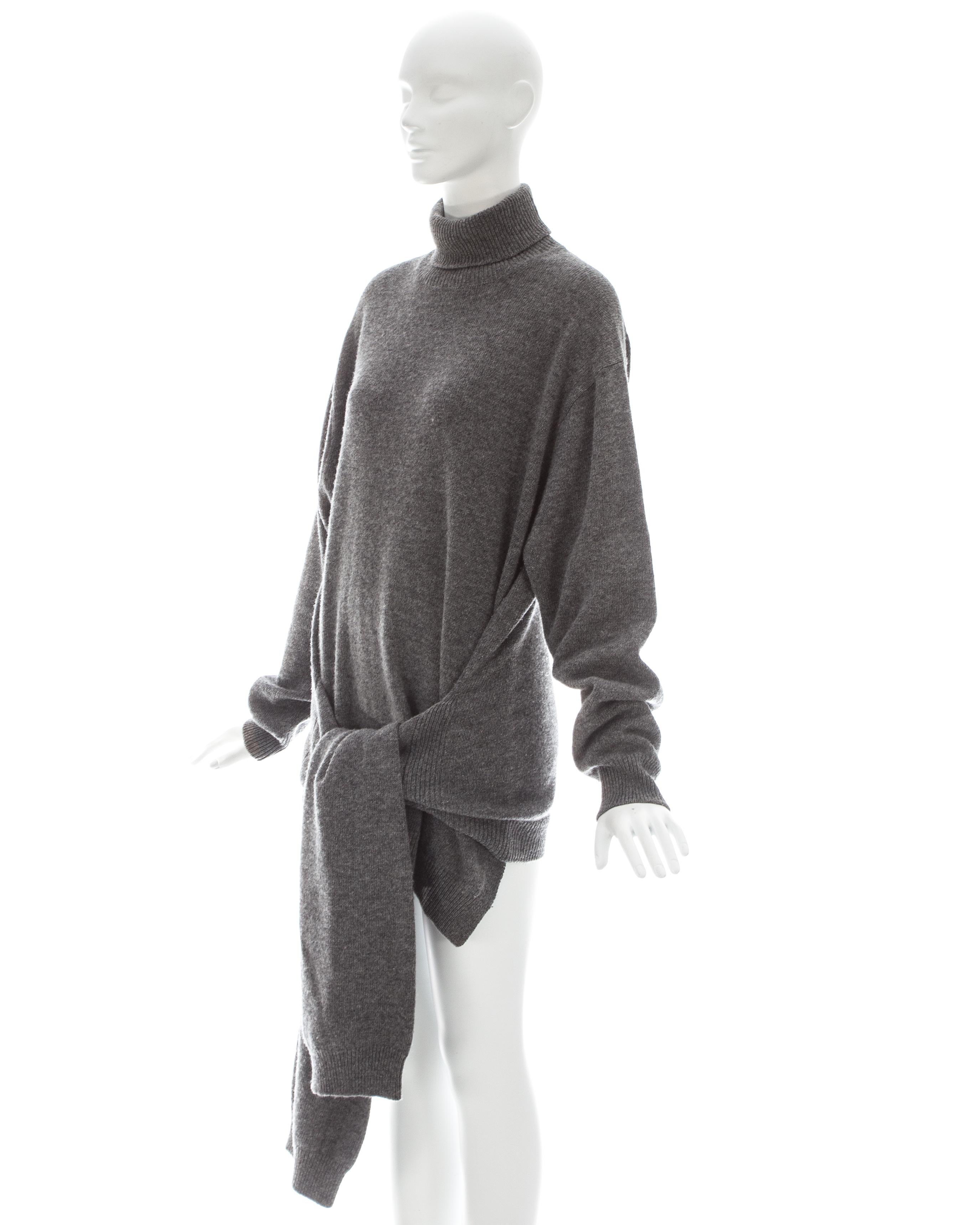 Yohji Yamamoto grey wool four sleeve turtle neck sweater, fw 1992 In Good Condition For Sale In London, London