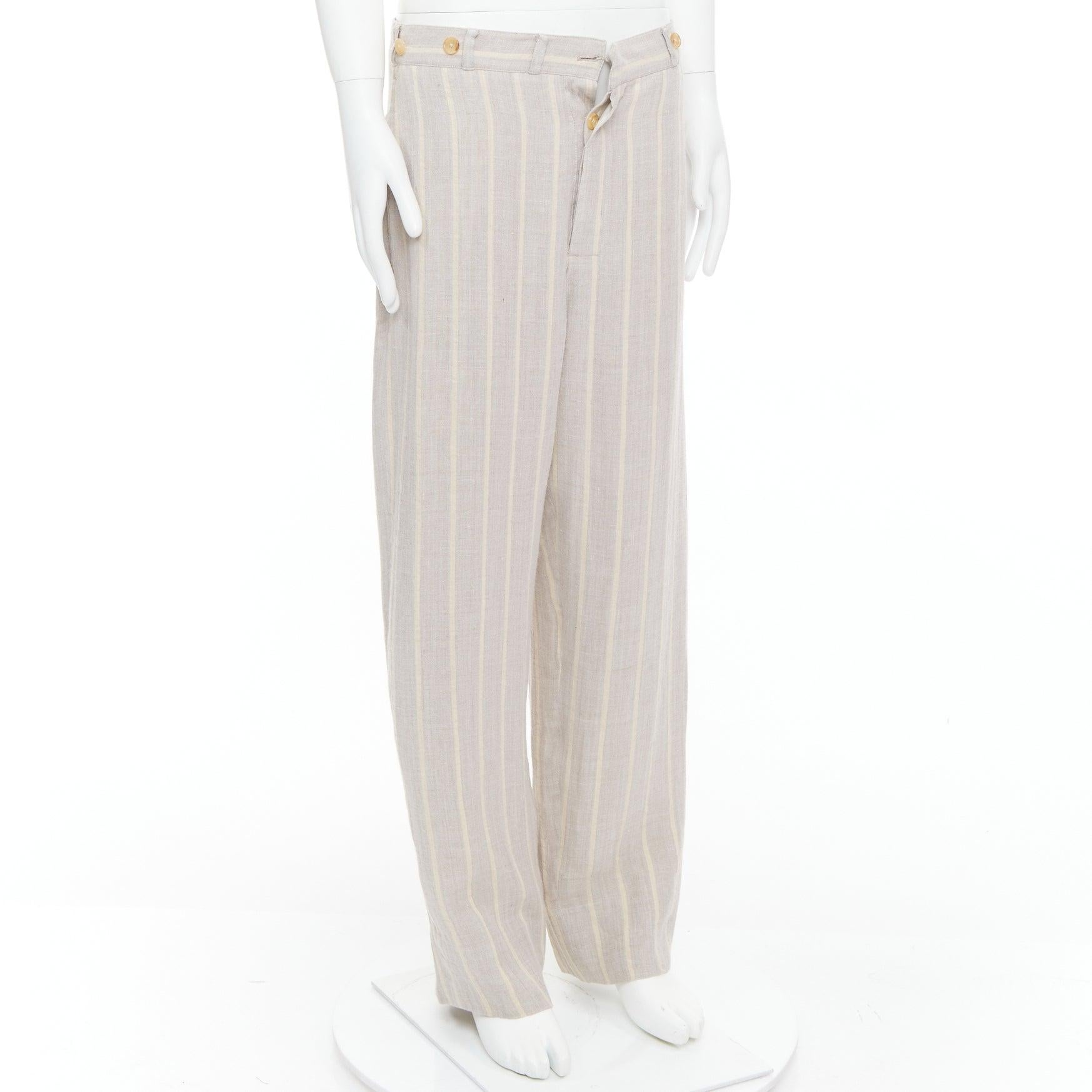 Grigio Yohji Yamamoto pantaloni larghi in vita a righe gialle e grigie in rayon e lino con bottoni M. in vendita