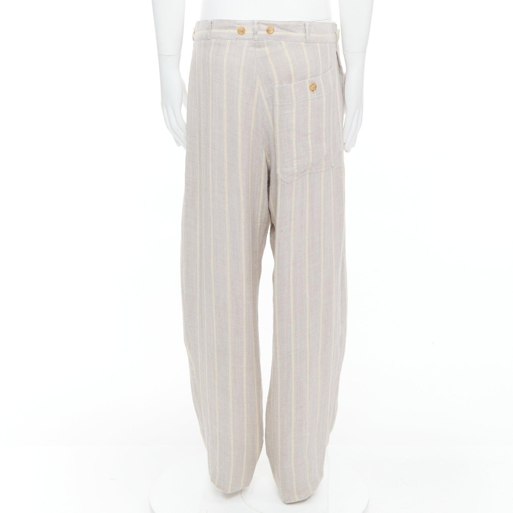Uomo Yohji Yamamoto pantaloni larghi in vita a righe gialle e grigie in rayon e lino con bottoni M. in vendita