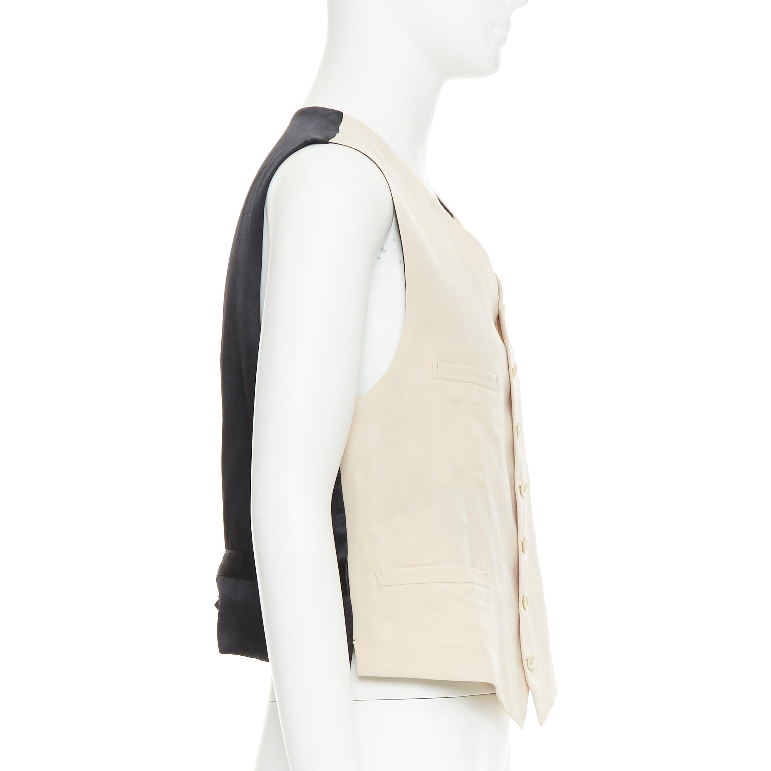 YOHJI YAMAMOTO HOMME Chaleco beige con parte delantera de lana y parte trasera de mezcla de seda negra en Bastante bueno estado para la venta en Hong Kong, NT