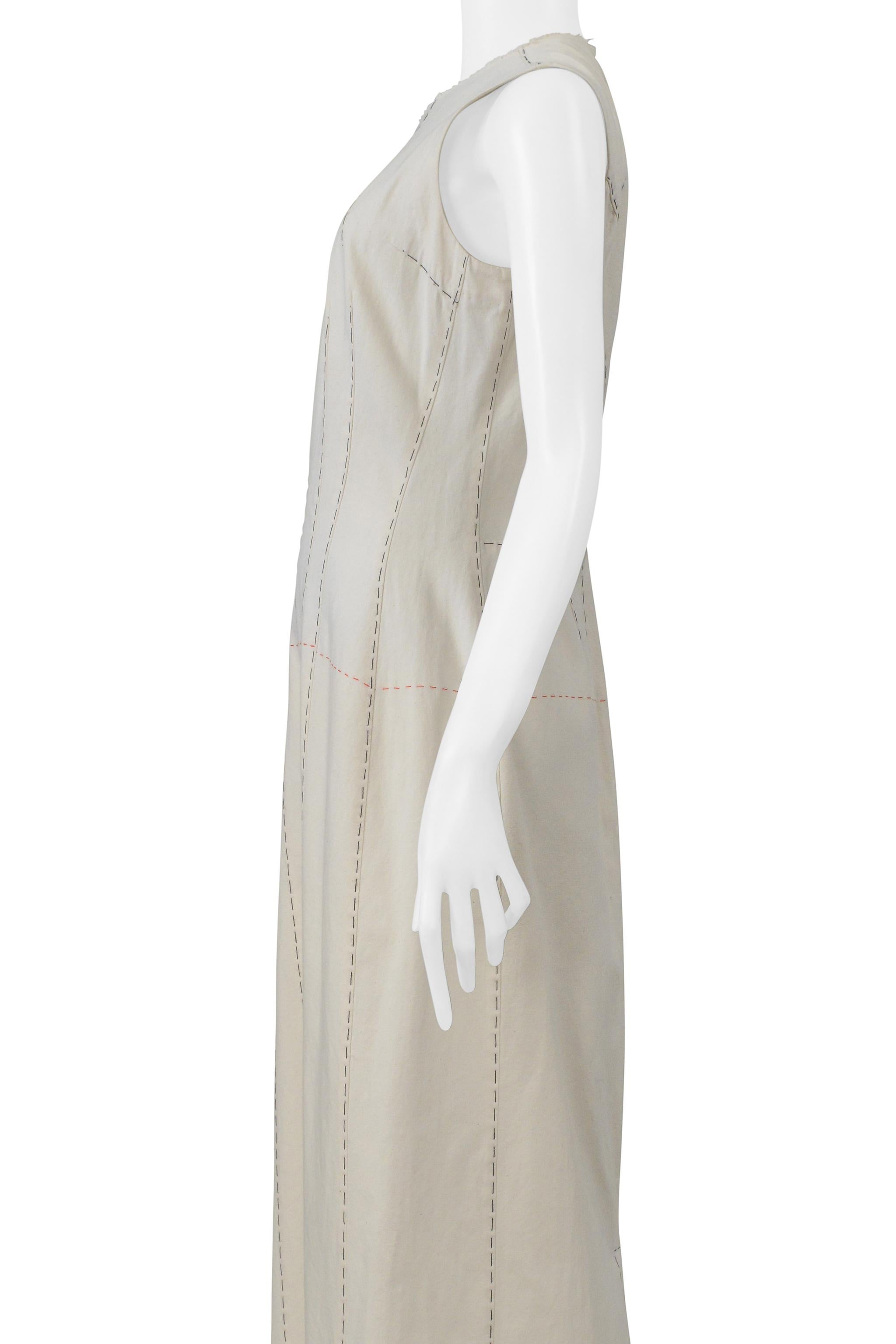 Yohji Yamamoto Longue robe blanche avec Stitch by Stitch 2000 en vente 4