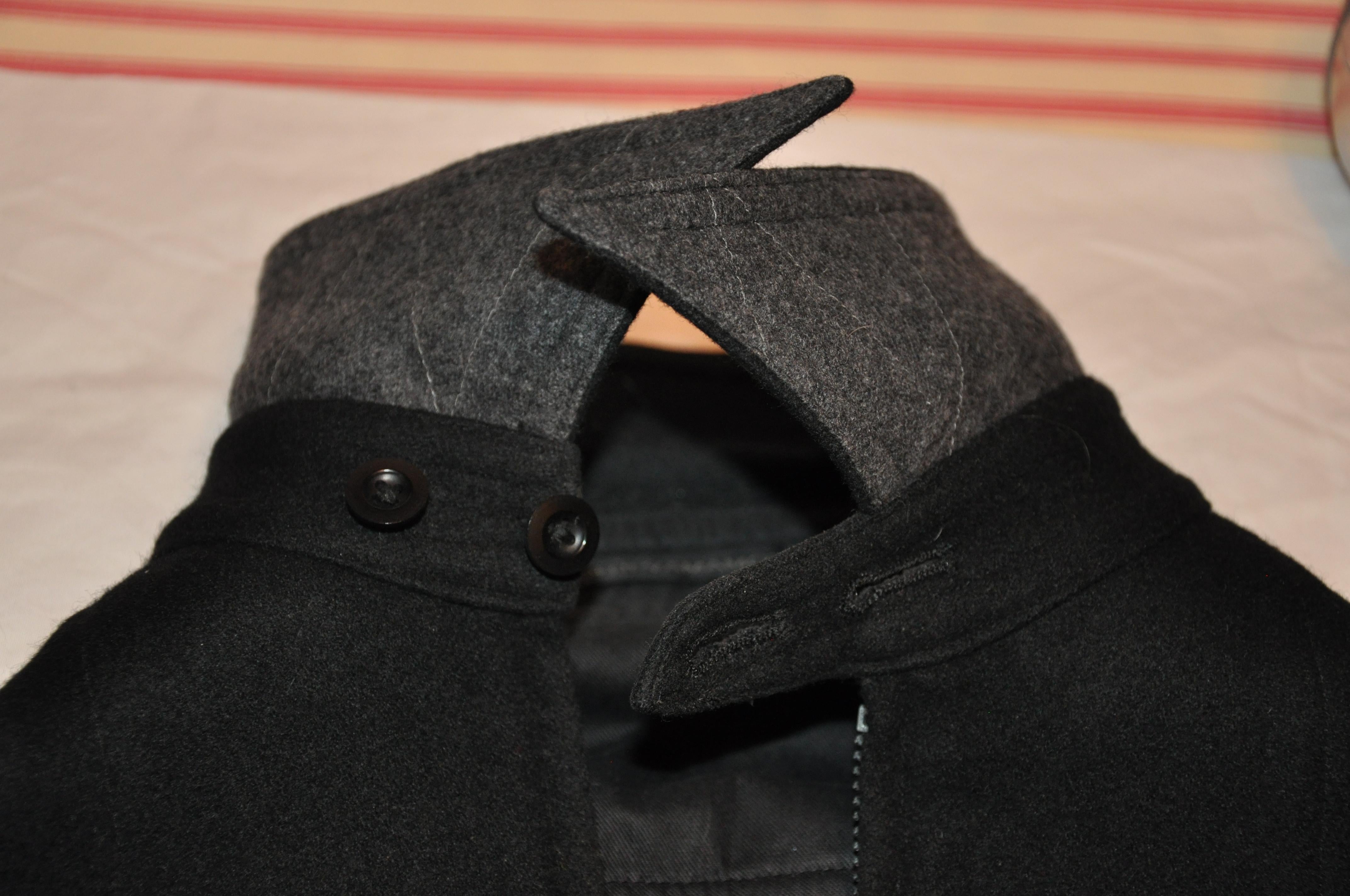 Yohji Yamamoto - Giacca da uomo nera con cerniera a due vie e tasca frontale con orlo a smerlo in vendita 8