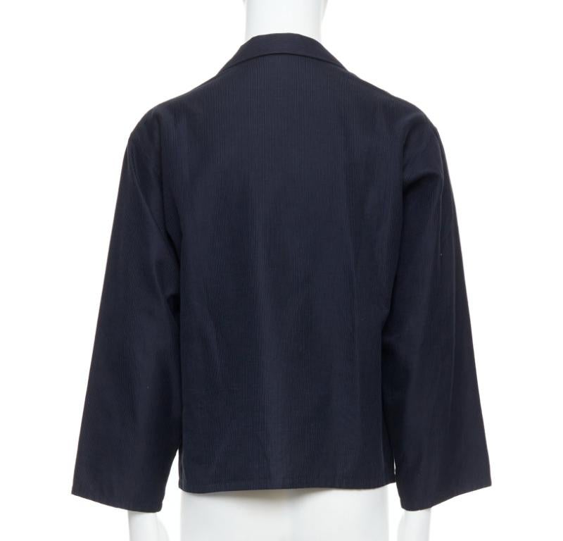 Blazer court léger YOHJI YAMAMOTO bleu marine à rayures de tissu souple S Pour hommes en vente