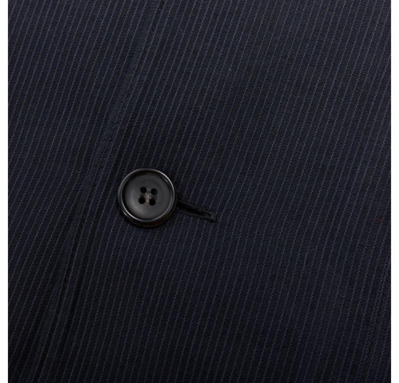 Blazer court léger YOHJI YAMAMOTO bleu marine à rayures de tissu souple S en vente 3