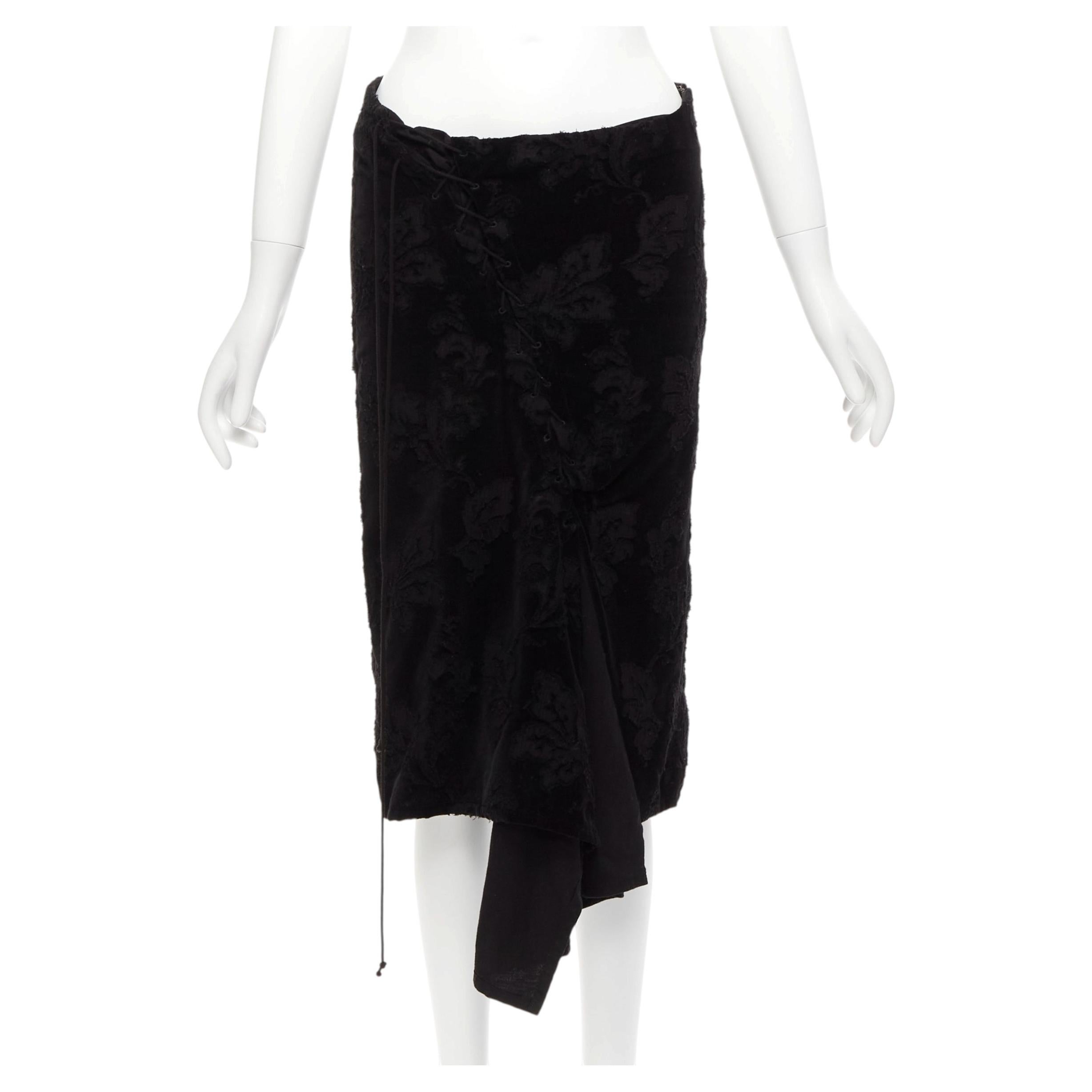 YOHJI YAMAMOTO NOIR jupe à lacets en jacquard floral de velours de coton noir JP1 S en vente