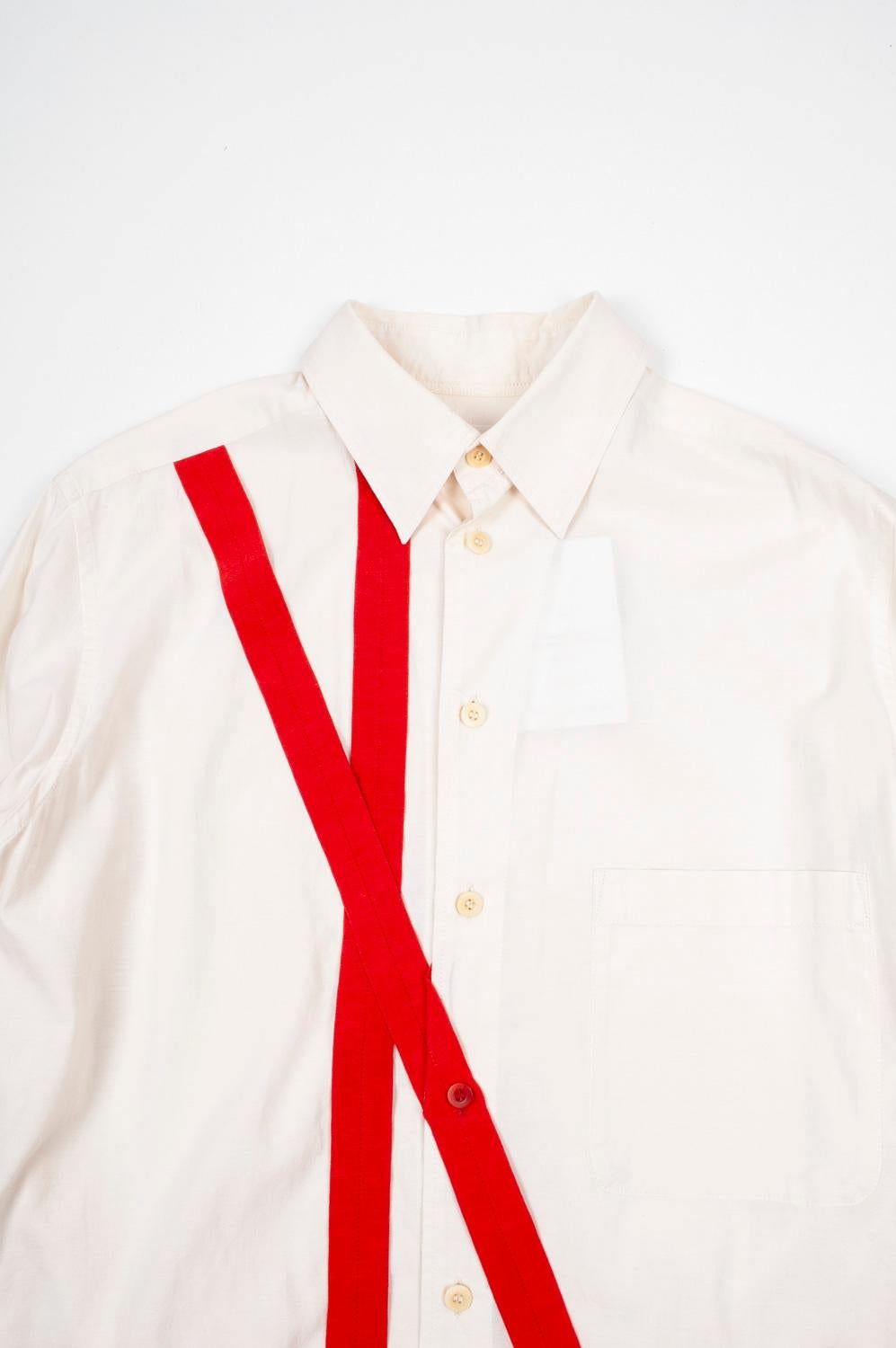 Check my other listings. Have many more designer clothes for sale. Open to any offers.
Item for sale is 100% genuine Yohji Yamamoto Pour Homme Detailed Men Shirt, ASH0
Color: beige/red
(An actual color may a bit vary due to individual computer