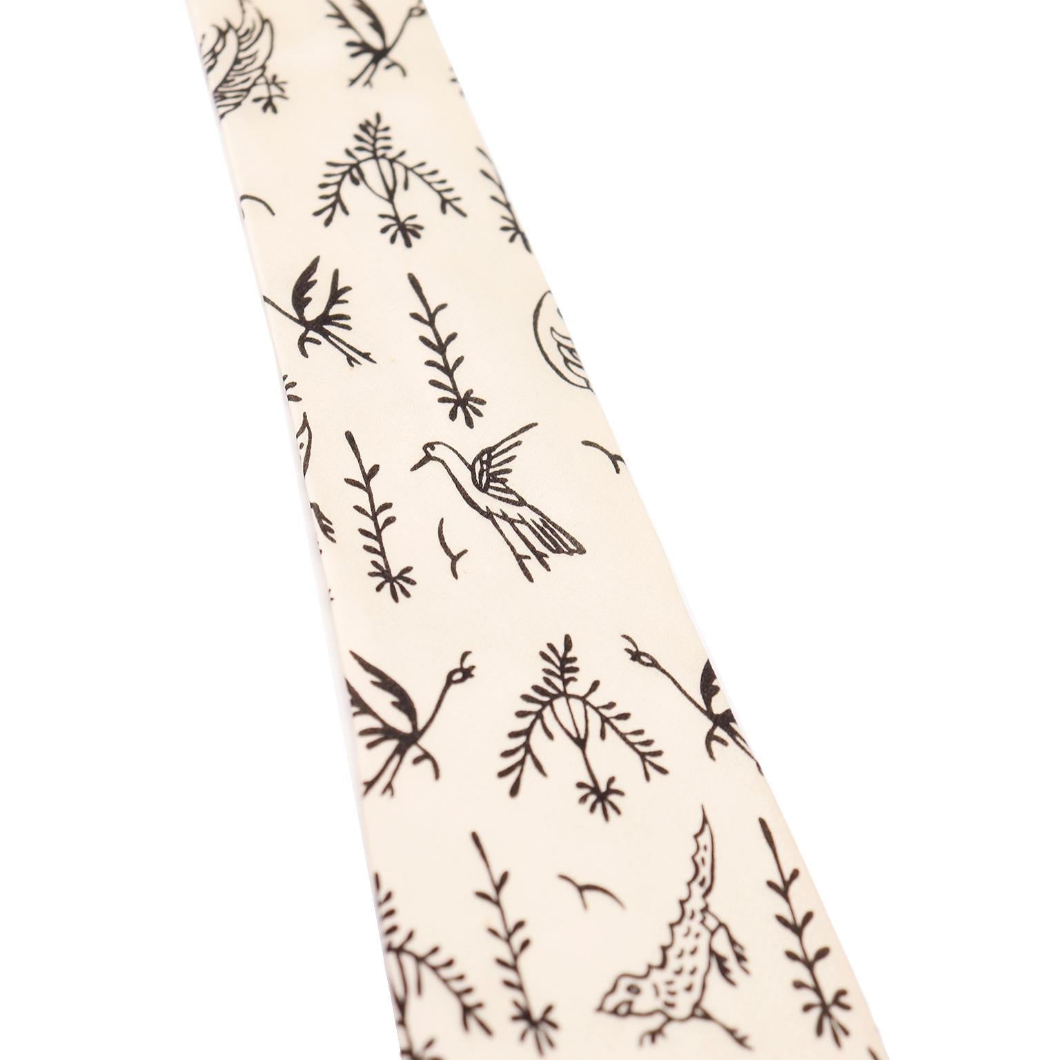 Yohji Yamamoto Pour Homme Rare Silk Tie Novelty Bird Lizard Abstract Necktie In Excellent Condition For Sale In Portland, OR
