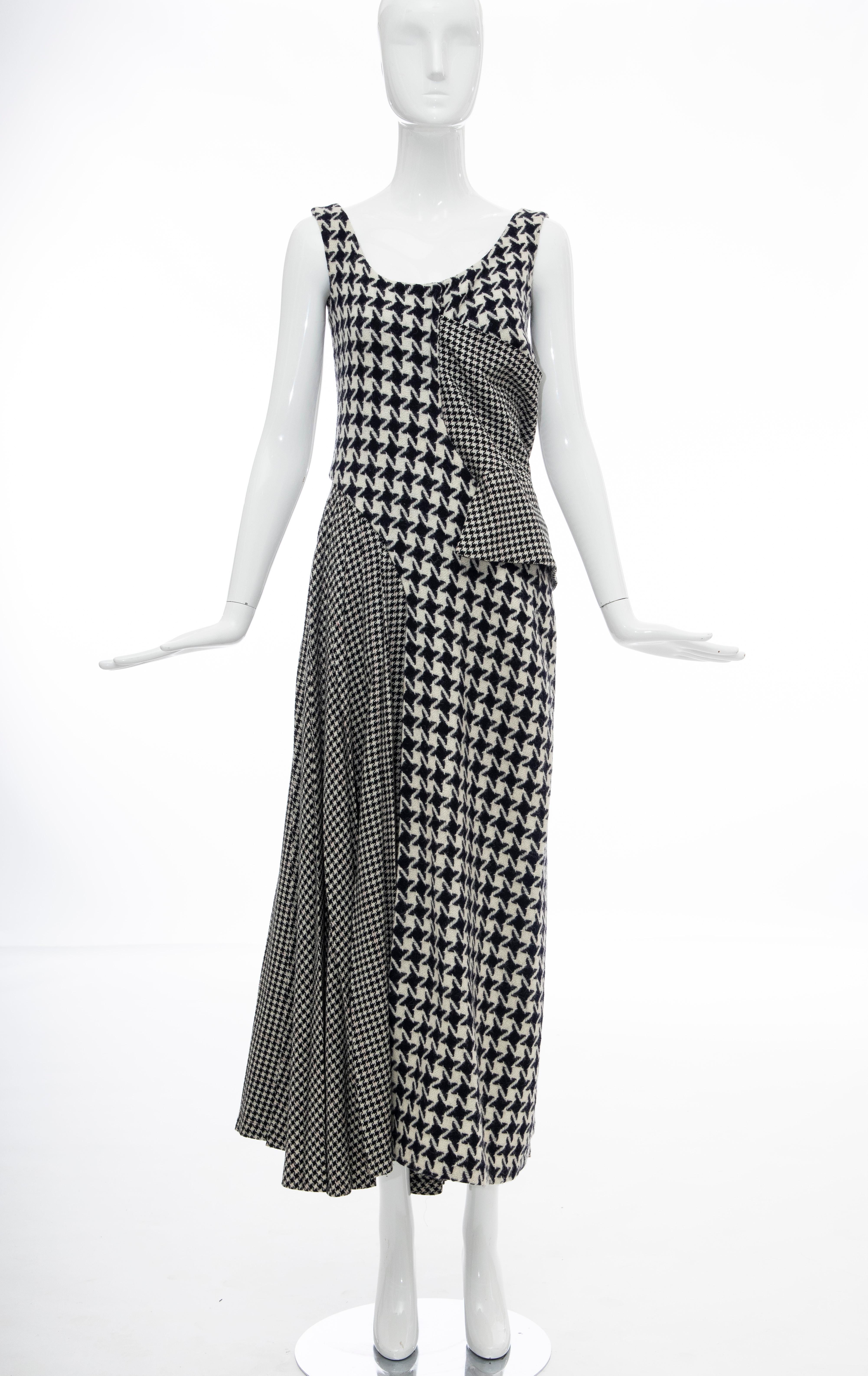 Yohji Yamamoto Runway Wool Navy Black Houndstooth Sleeveless Dress, Fall 2003 In Excellent Condition For Sale In Cincinnati, OH