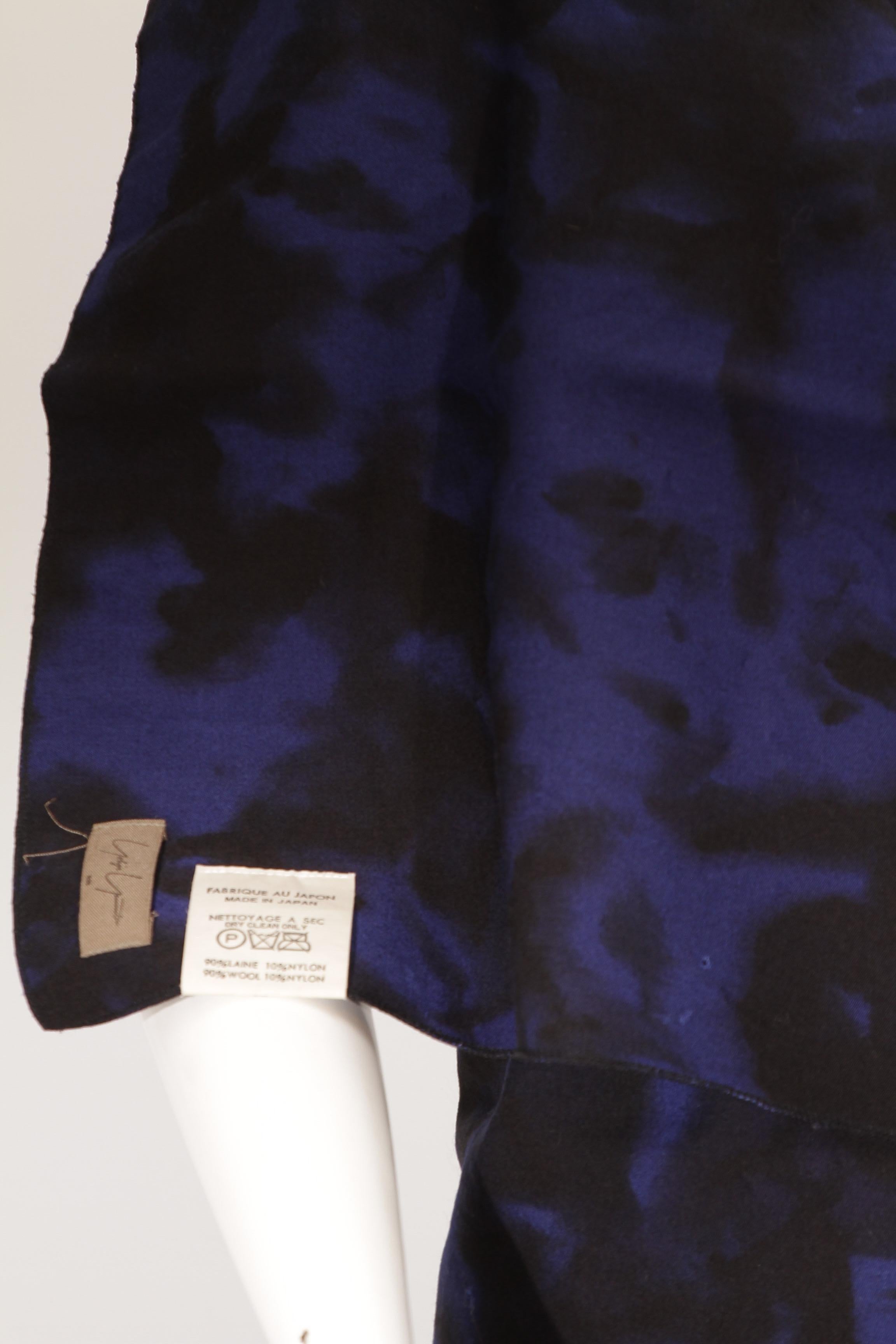 Women's or Men's YOHJI YAMAMOTO, Shibori dyed oversize wool shawl, midnight blue and black, 1980s For Sale