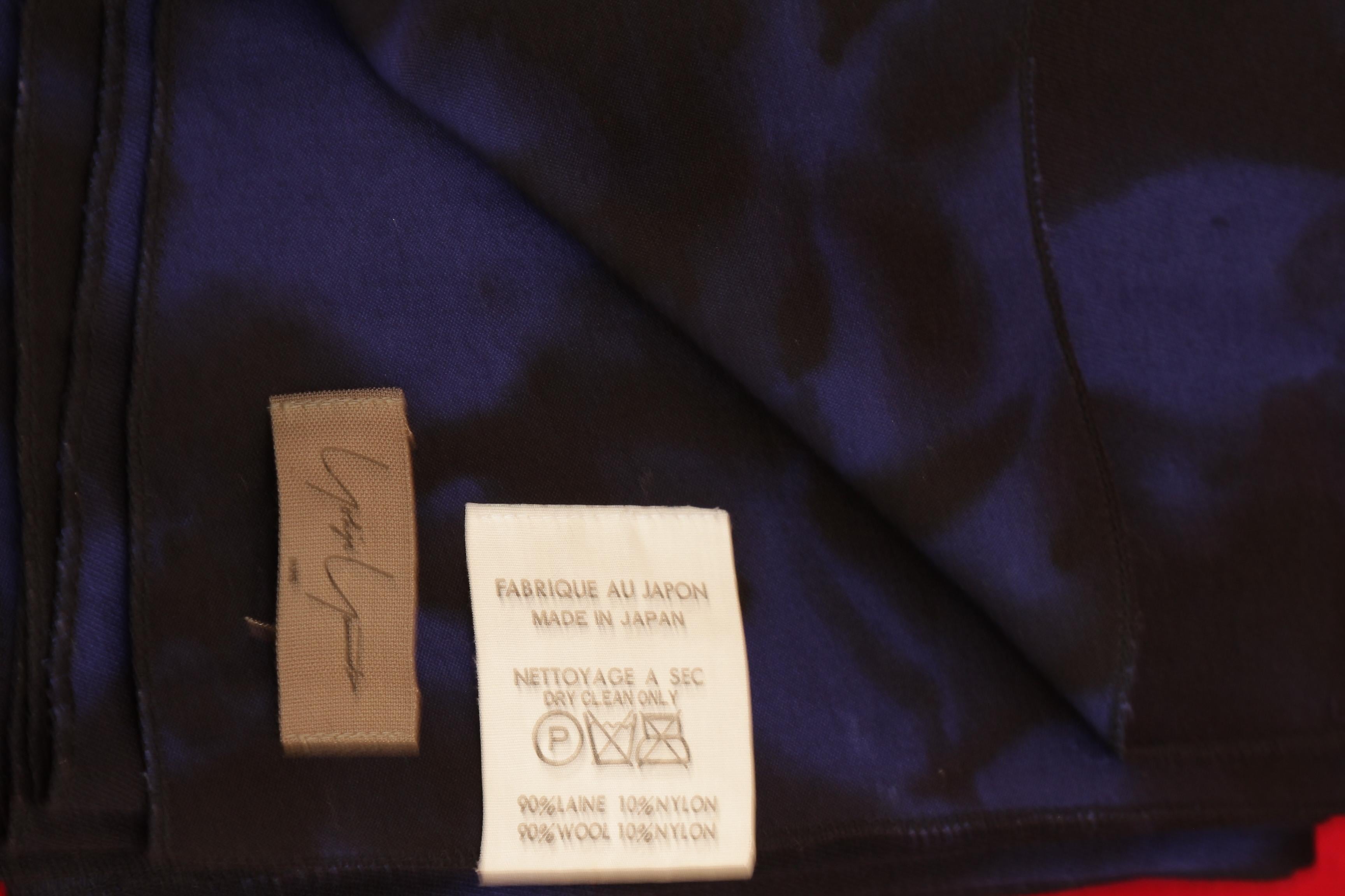 YOHJI YAMAMOTO, Shibori dyed oversize wool shawl, midnight blue and black, 1980s For Sale 2