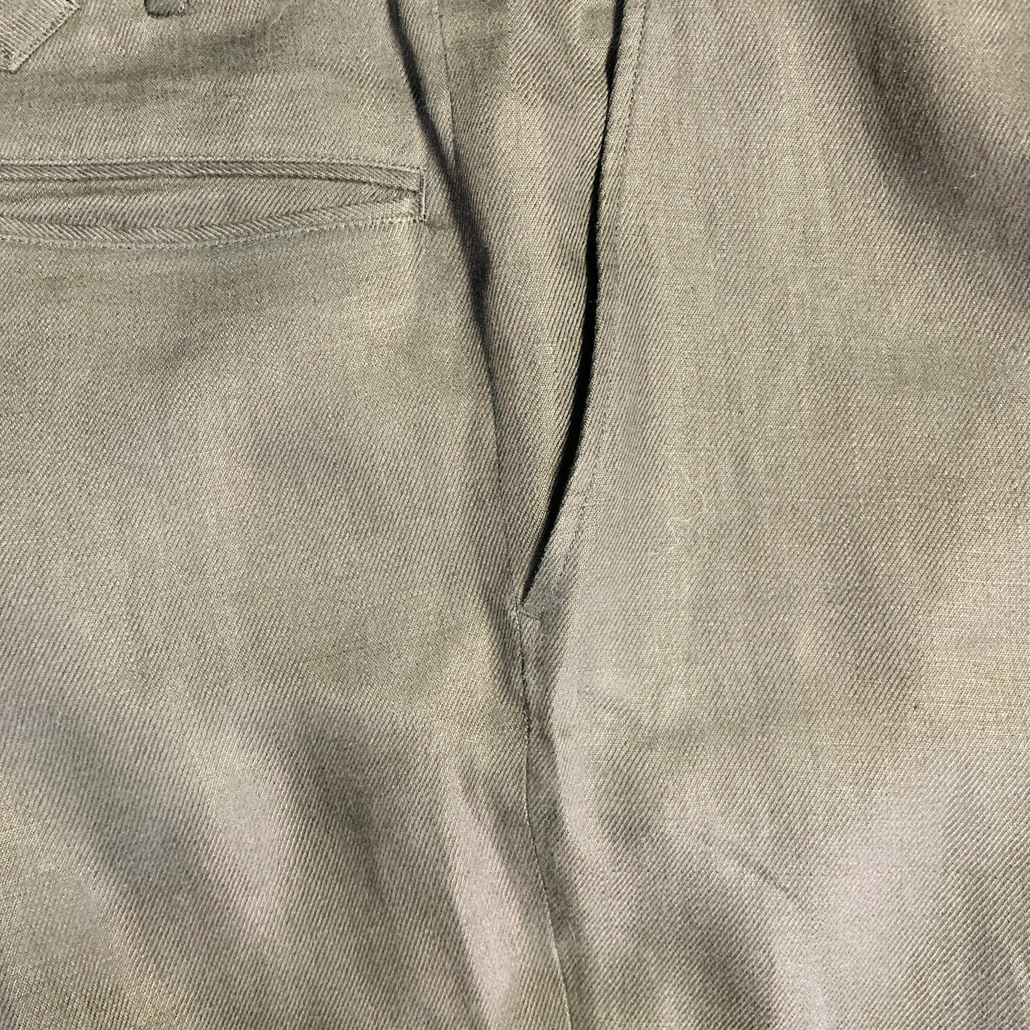 YOHJI YAMAMOTO Size L Black Red Contrast Trim Linen Back Cinch High Waist Dress Pants Pour hommes en vente