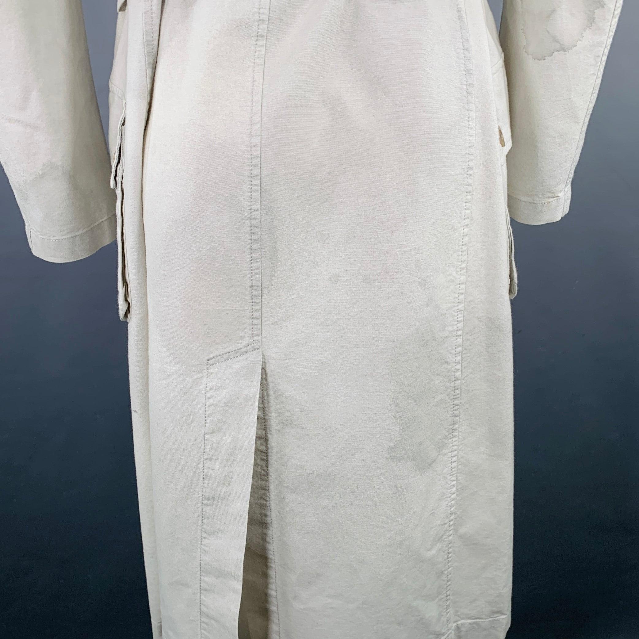Men's YOHJI YAMAMOTO Size XL Light Grey Cotton Belted Coat For Sale