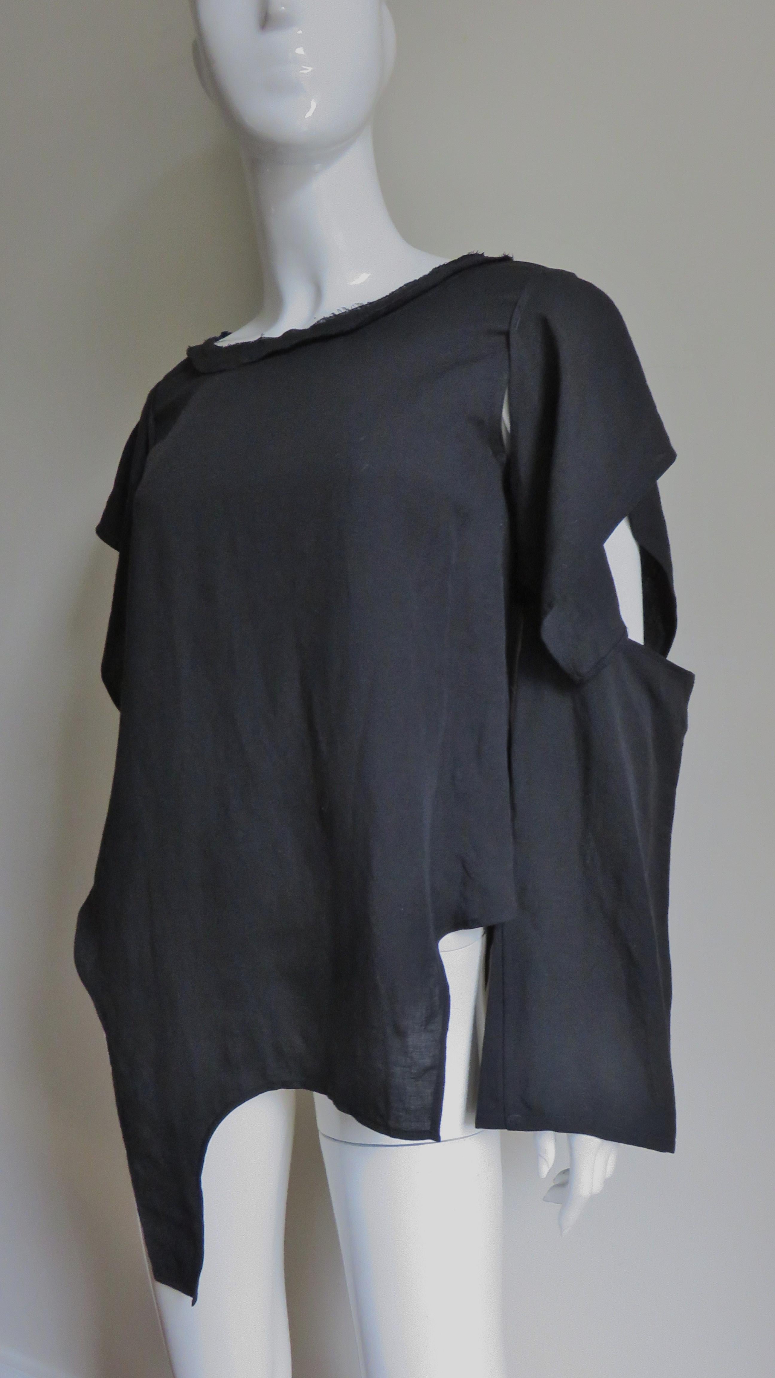 Yohji Yamamoto Cut out Asymmetric Top Shirt In Good Condition For Sale In Water Mill, NY