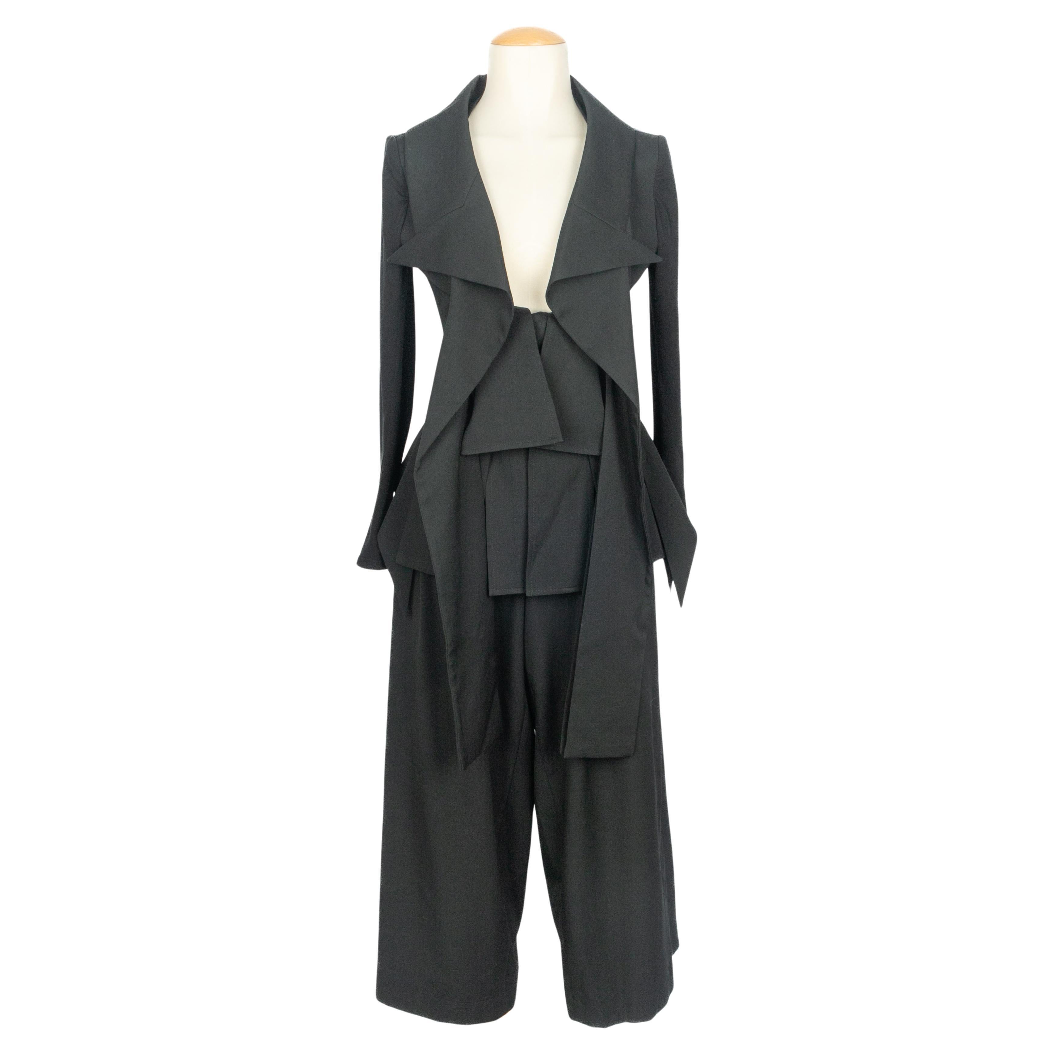 How do you identify Yohji Yamamoto?