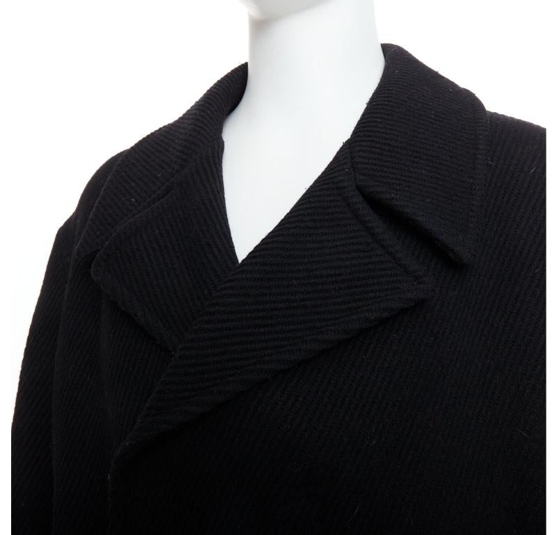 YOHJI YAMAMOTO Abrigo de invierno largo con cinturón en mezcla de lana negro vintage JP3 L
Referencia: PRWU/A00005
Marca: Yohji Yamamoto
Colección: POUR HOMME
Material: Lana, mezcla
Color: Negro
Patrón: Sólido
Cierre: Cinturón
Forro: Tejido