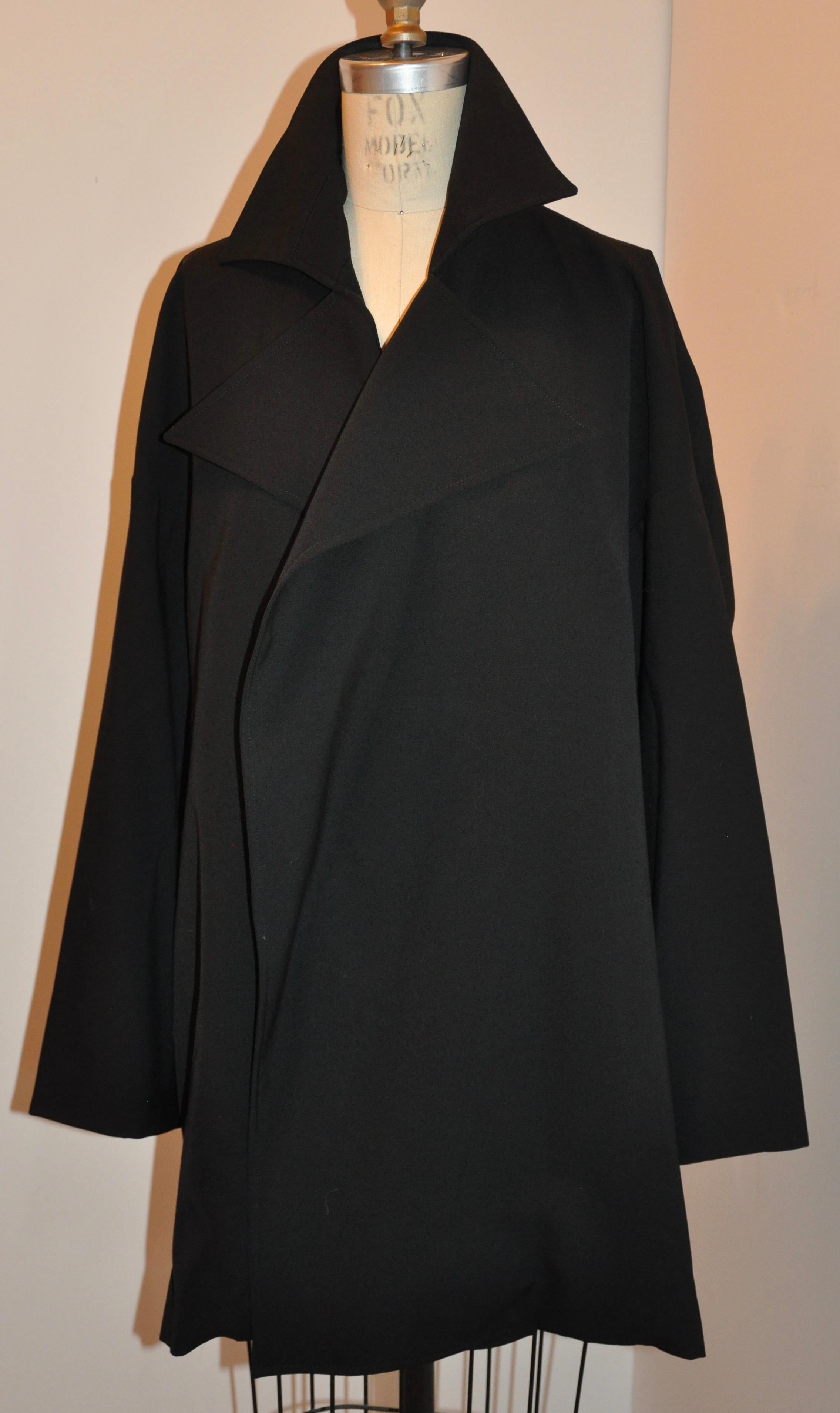Yohji Yamamoto - Imperméable déconstruit en laine brossée noire merveilleusement drapé Unisexe en vente