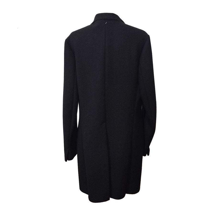 100% Wool Black color Buttons closure Shoulder / hem length cm 85 (33,4 inches) Shoulders cm 42 (16,5 inches)