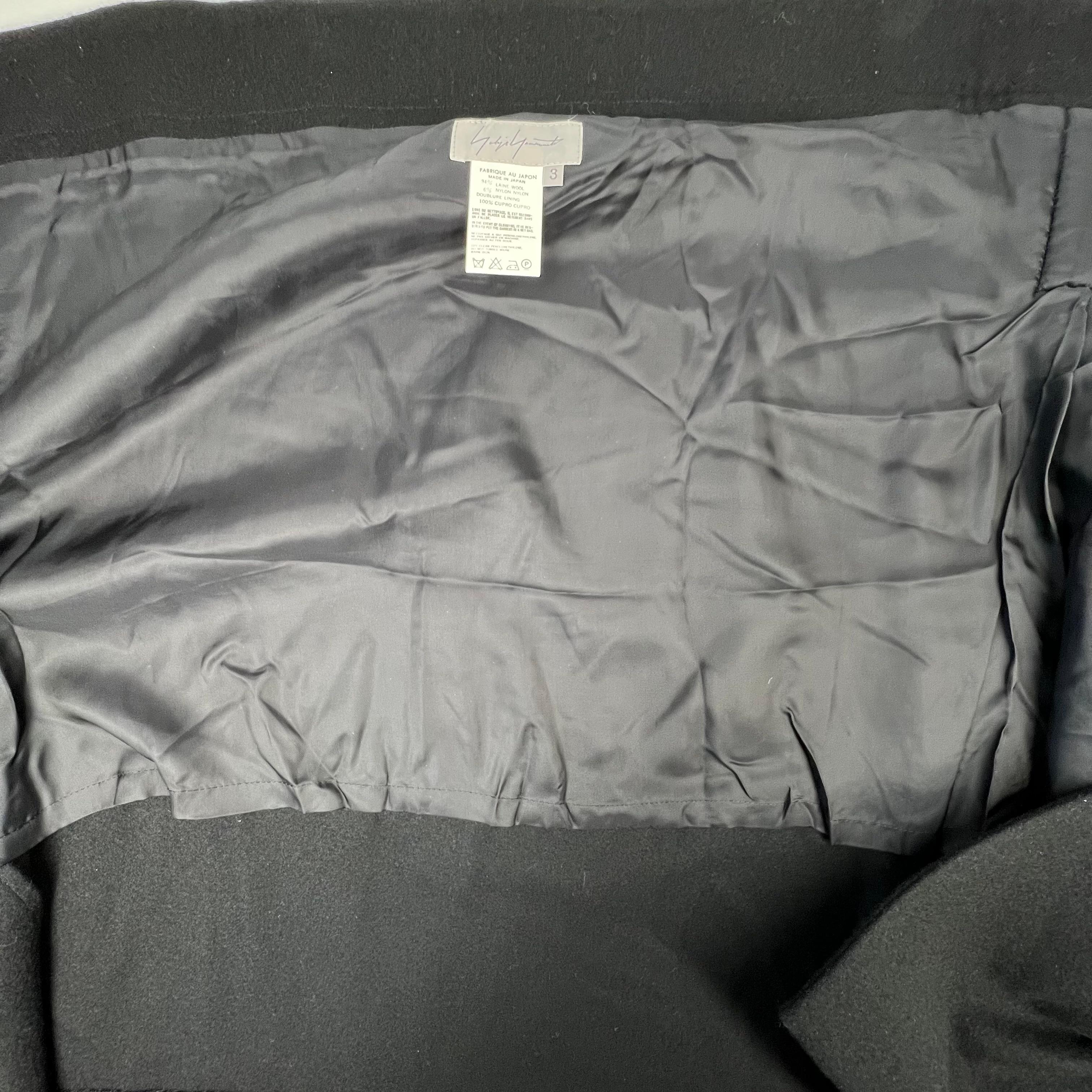 Black Yohji Yamamoto Wool Jogger Shorts Men's Kilt (Size 3)