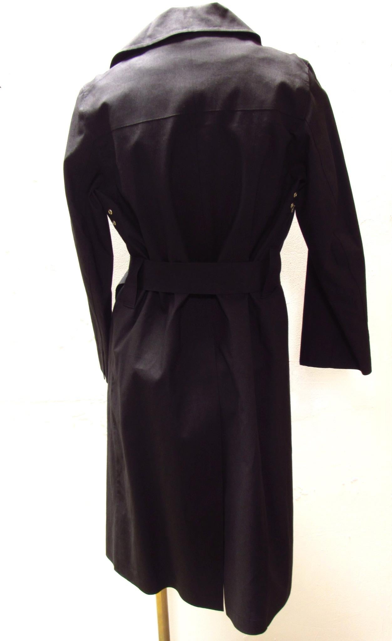 Manteau de pluie noir à ceinture Yohji Yamamoto Y's Neuf - En vente à Laguna Beach, CA