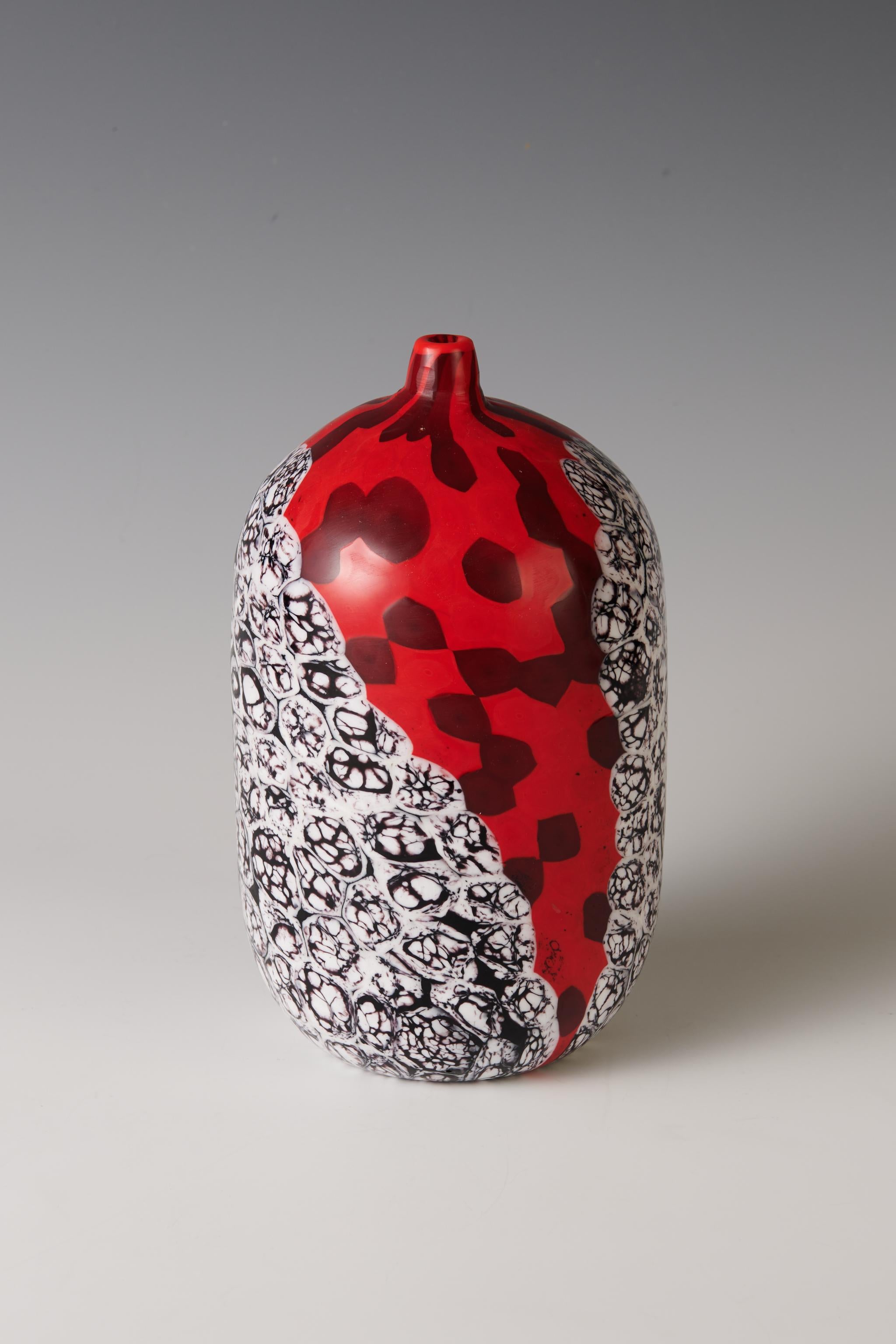 Yoichi Ohira. A unique 'Finestre Rosse' vase, 2001 In Excellent Condition For Sale In Zurich, CH