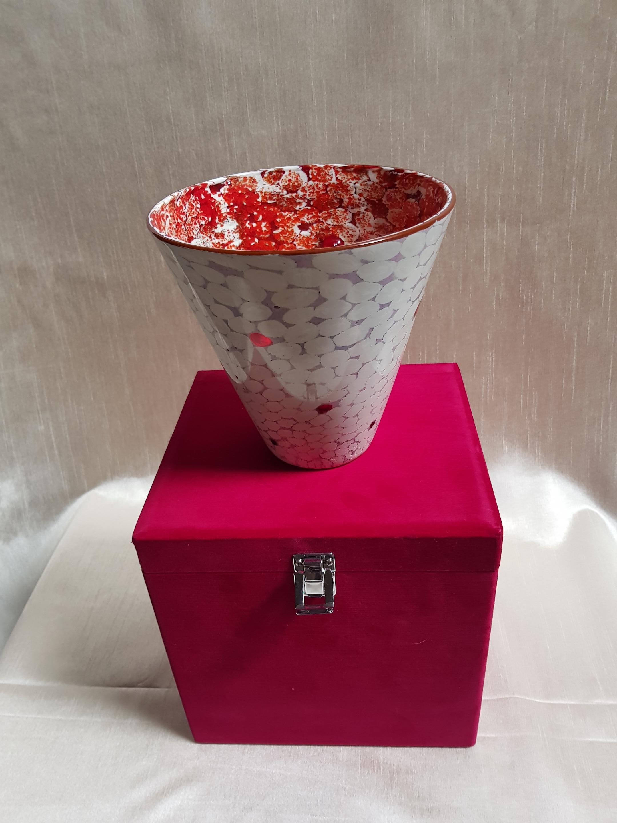 Yoichi Ohira Murano Art Glass Vase Mosaic Murrine Sporgenti Unique L. Serena In Excellent Condition For Sale In Palm Beach, FL