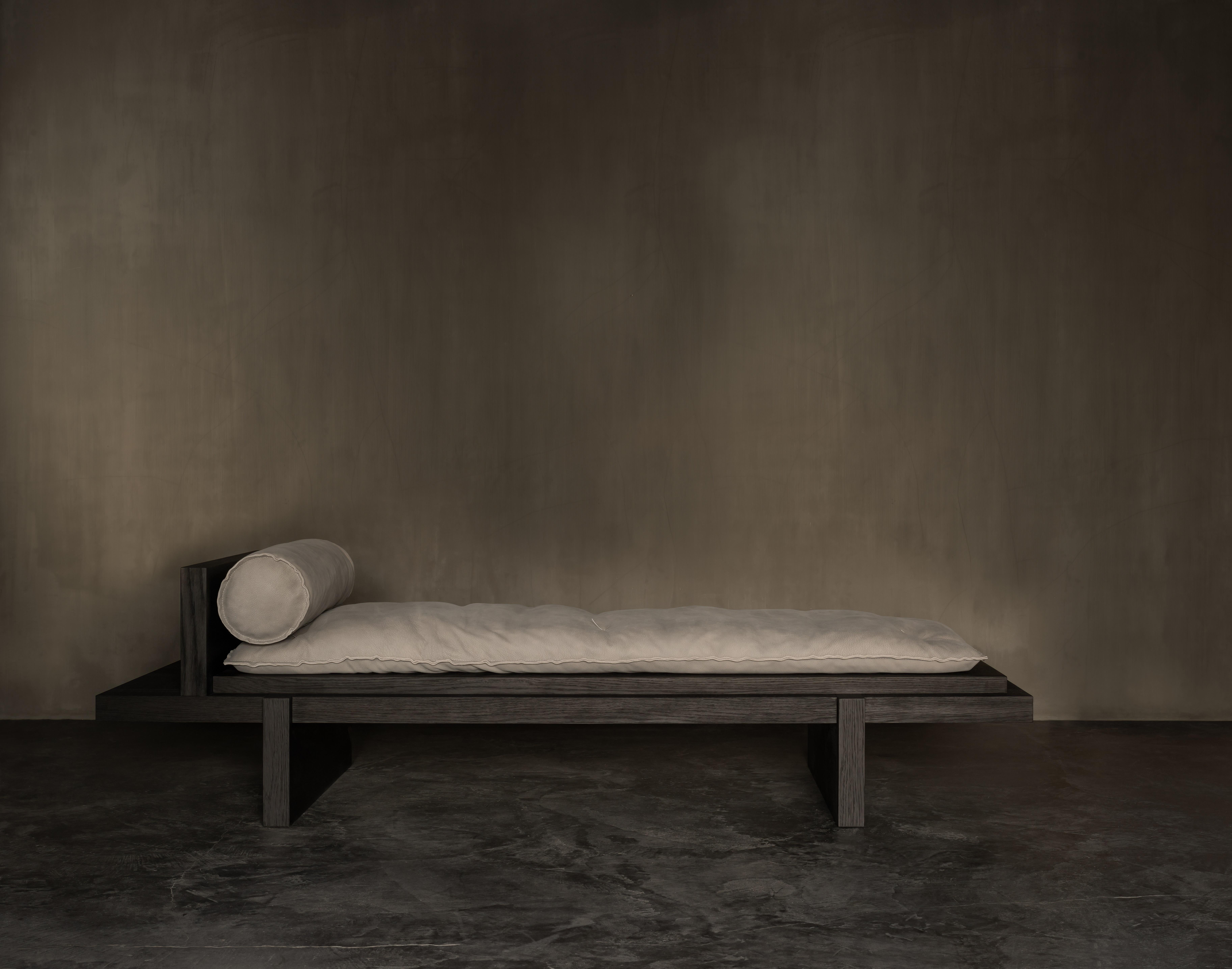 Yoishu Tagesbett von Kana Objects (Eichenholz) im Angebot