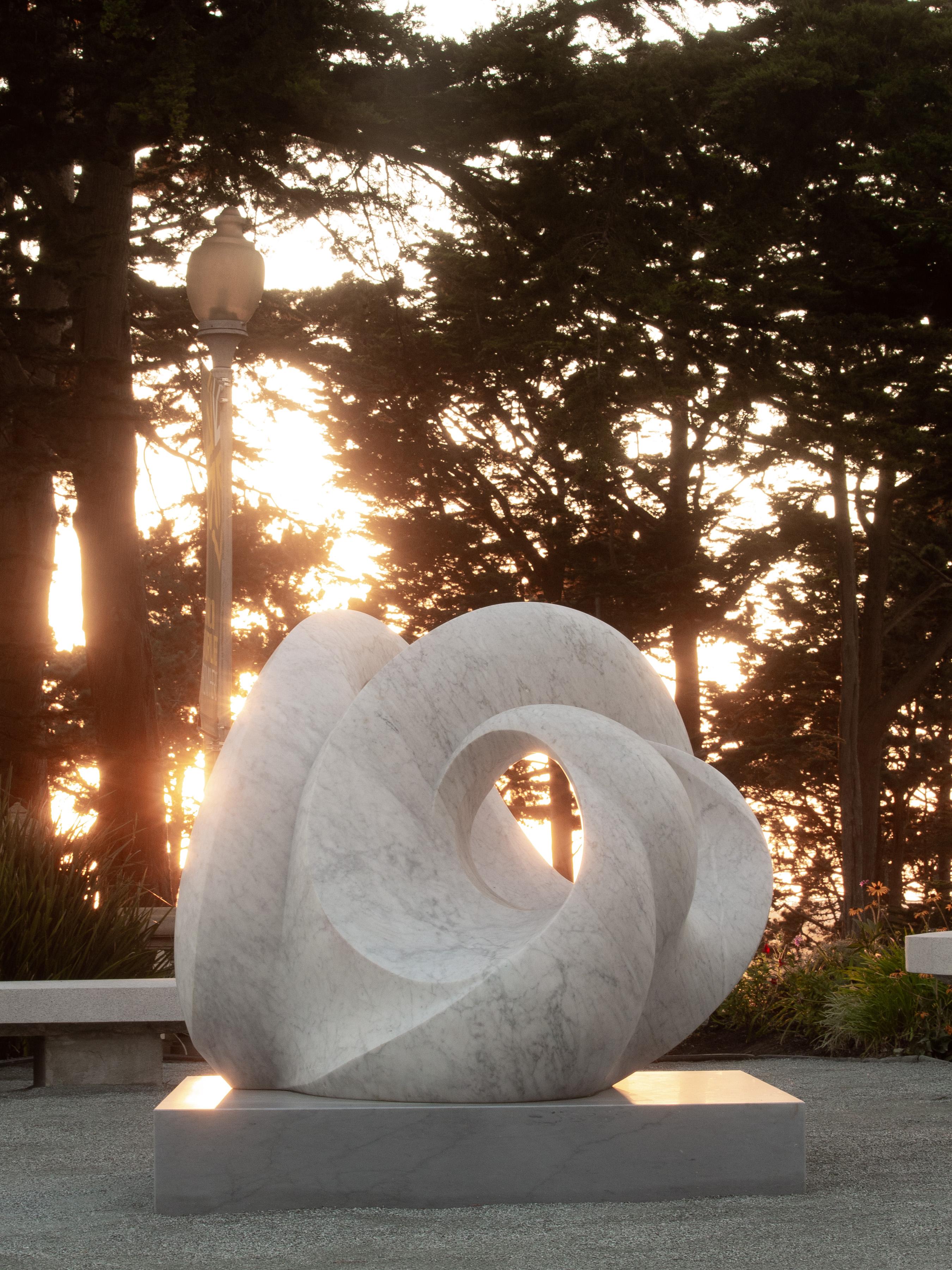 Contemporary Abstract Marble Outdoor Sculpture, Tides by Yoko Kubrick For Sale 1