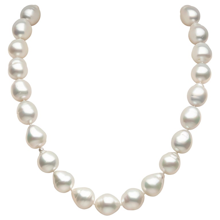 Yoko London Baroque South Sea Pearl Necklace in 18K White Gold For Sale at  1stDibs