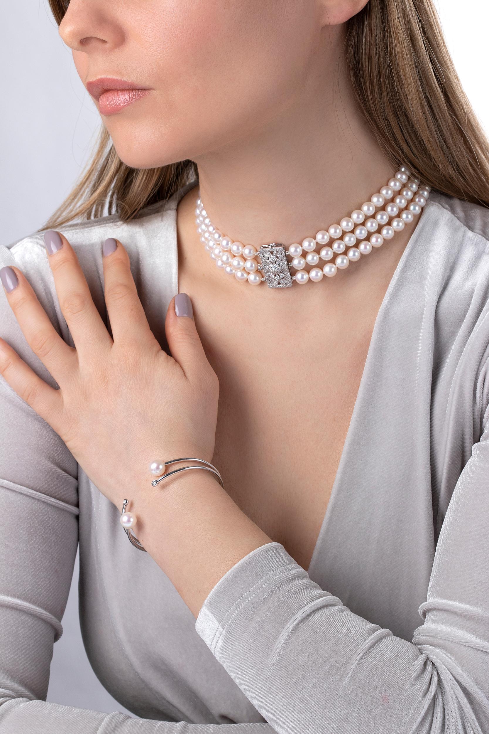 Yoko London Bracelet jonc en or blanc 18 carats avec perles d'eau douce et diamants Pour femmes en vente