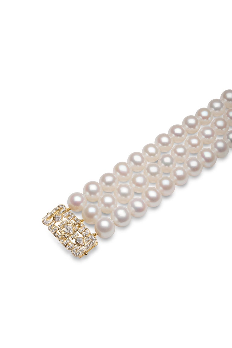 Modern Yoko London Freshwater Pearl and Diamond Choker Necklace in 18K Yellow Gold For Sale