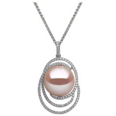 Yoko London Anhänger mit Süßwasserperlen und Diamanten:: 18 Karat Weißgold