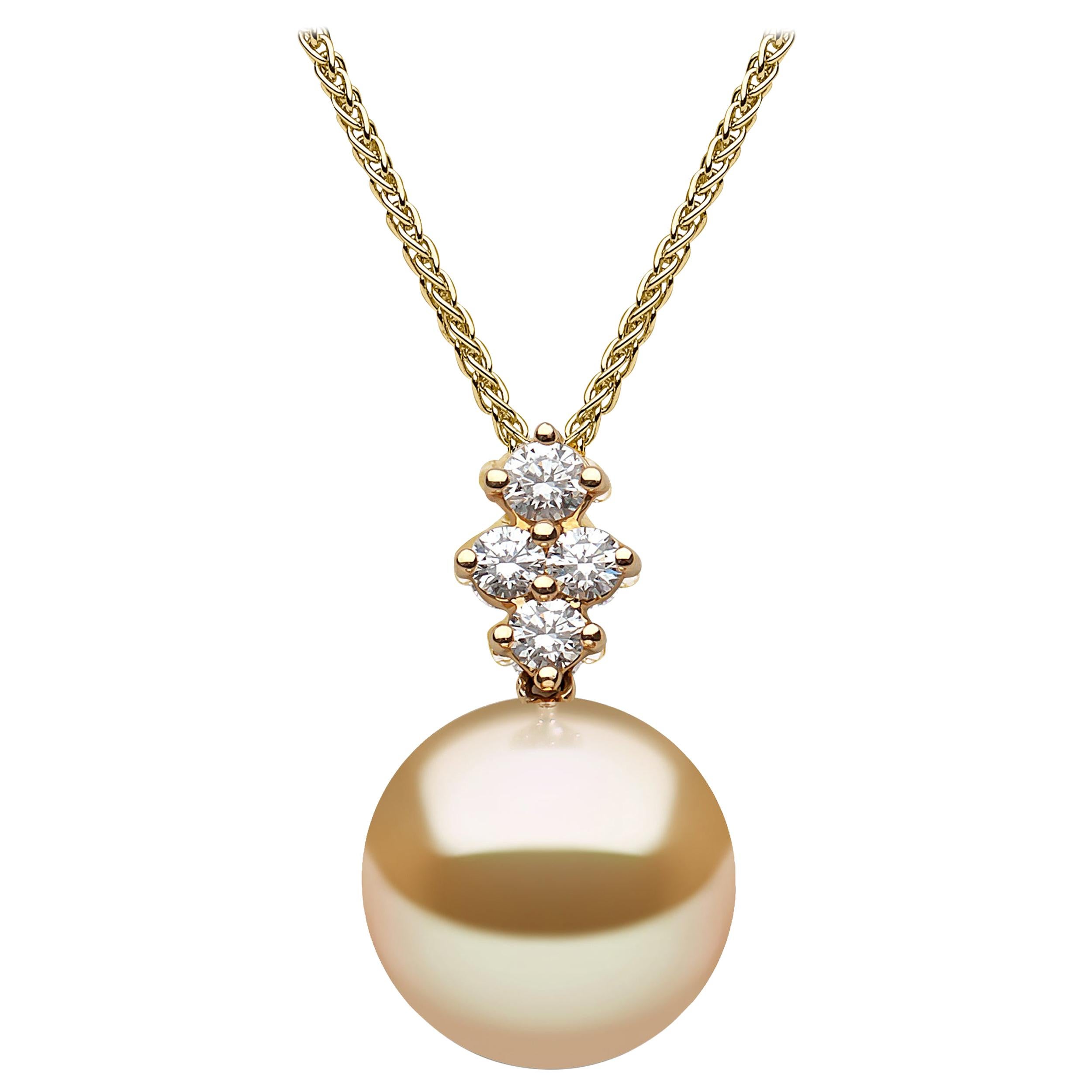 Yoko London Golden South Sea Pearl and Diamond Pendant in 18 Karat Yellow Gold For Sale