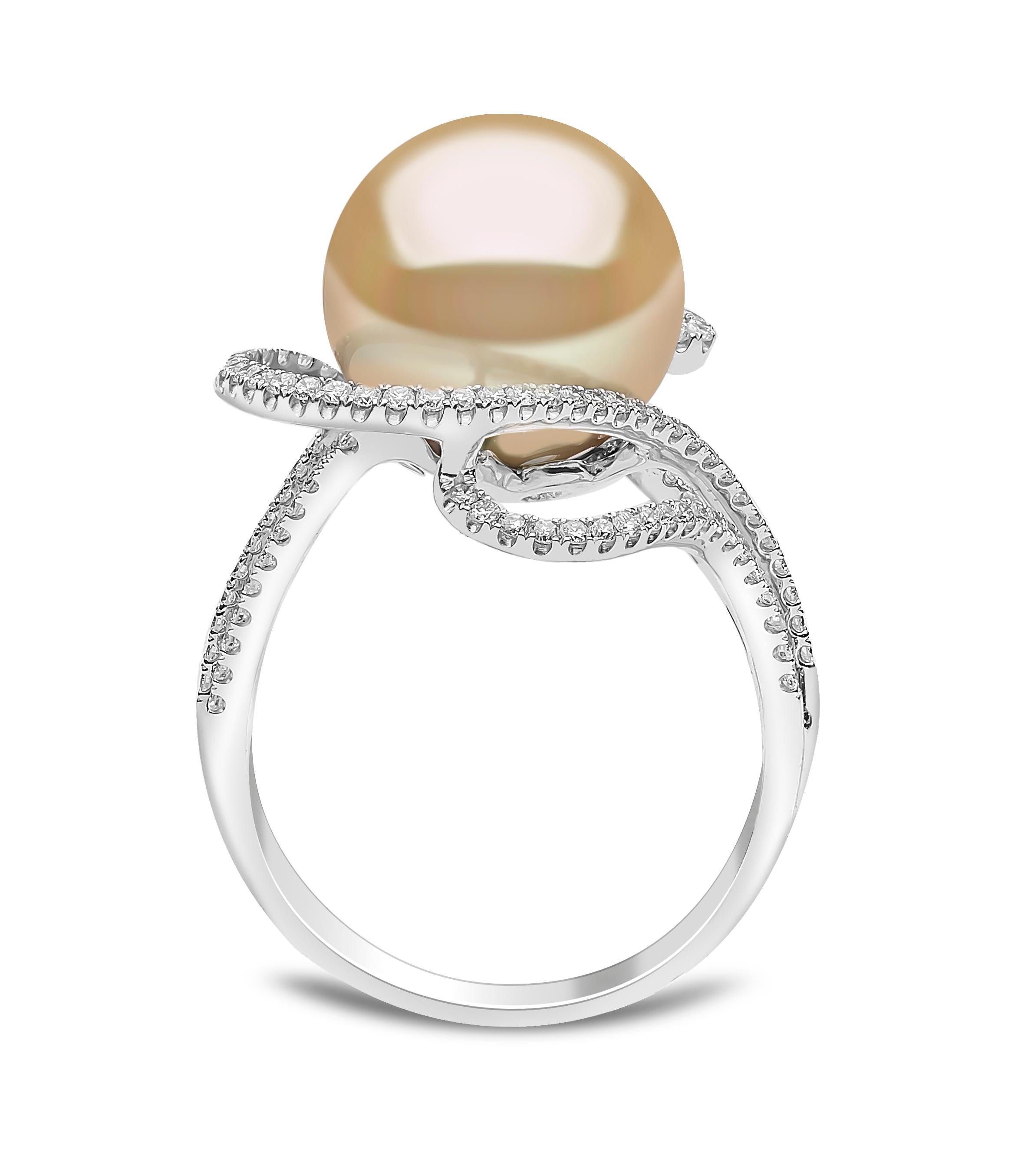 This scintillating ring by Yoko London features a soft Golden South Sea pearl set amongst contemporary diamond swirls. The rarest of all pearl varieties, the golden South Sea pearl featured at the centre of this ring is the perfect way to add a