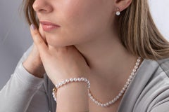 Yoko London Japanisches Akoya-Perlenarmband aus 18 Karat Gelbgold