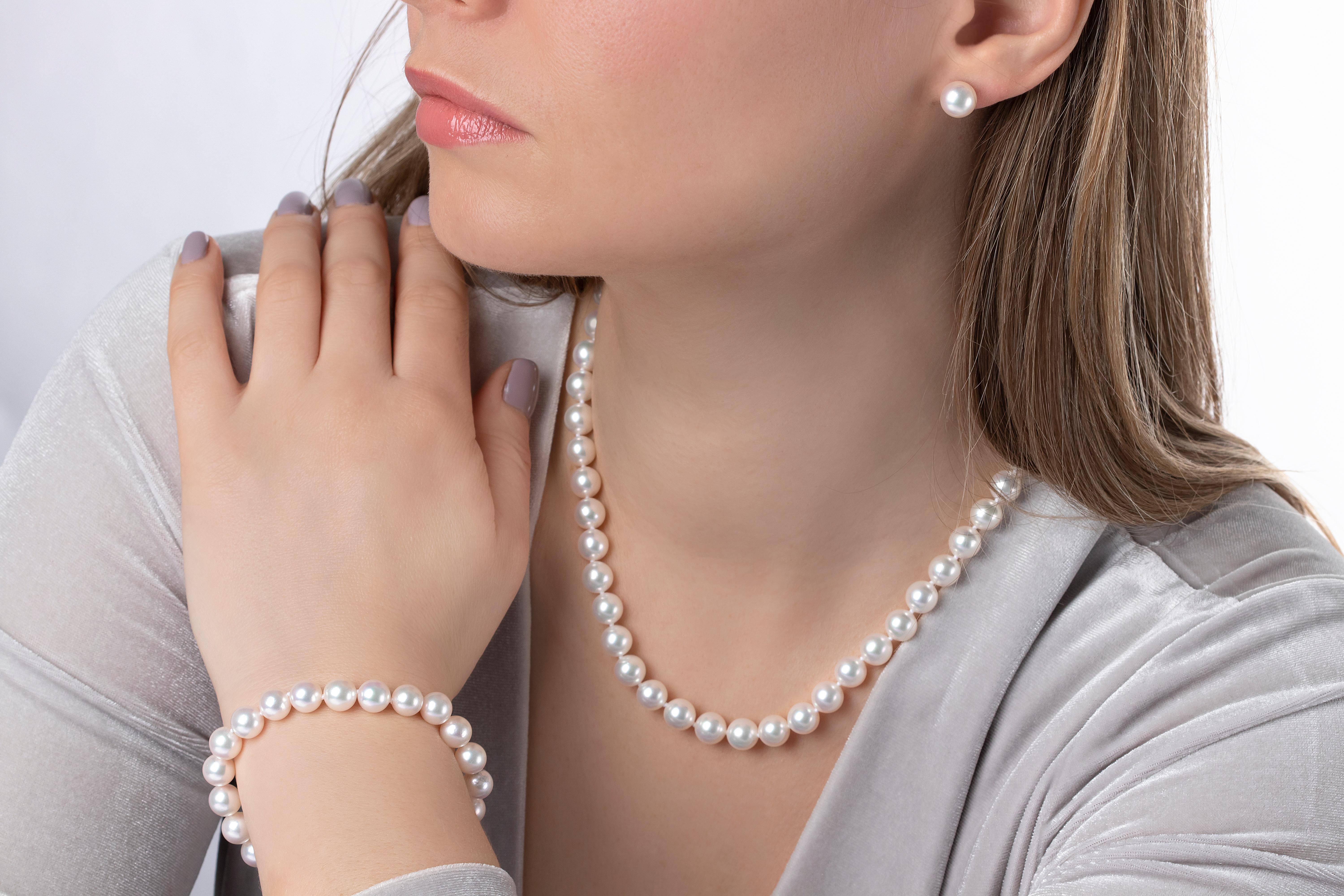 This timeless necklace by Yoko London is an essential item for any jewellery collection. The necklace is crafted from our highest AA Quality Japanese Akoya pearls which have been matched by experts and strung by hand in our London atelier. Perfect