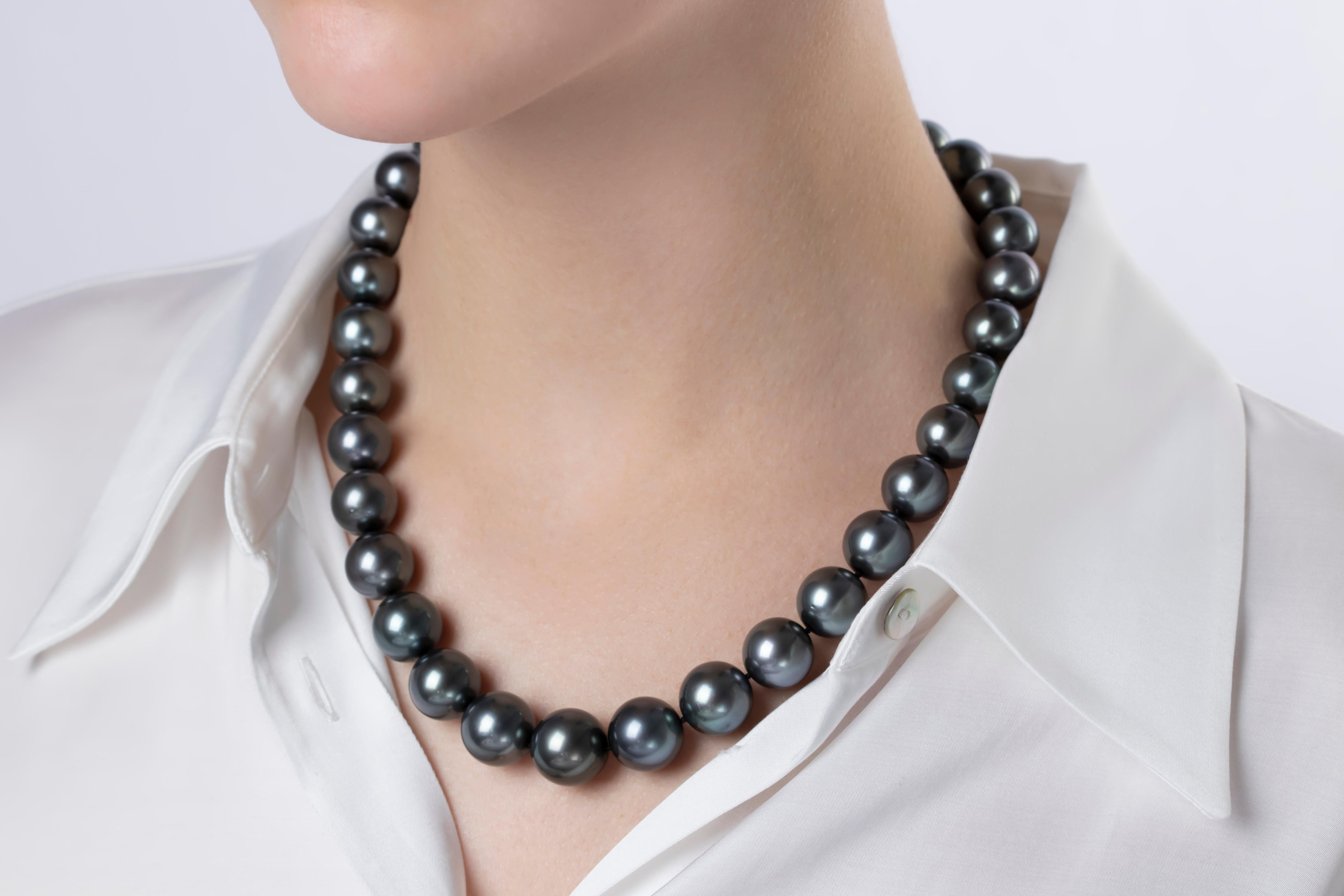 A classic necklace style formed from superb quality Tahitian pearls and strung onto an 18K White Gold clasp. Suitable for daily use or formal events, this necklace will add a sophisticated twist to any outfit. Style with matching studs and other