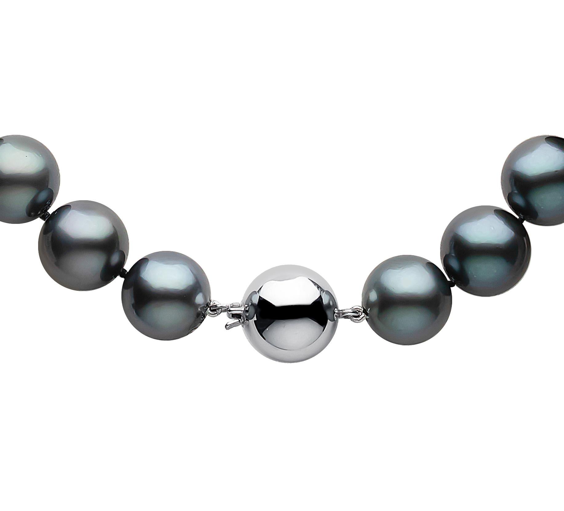 large black pearl necklace