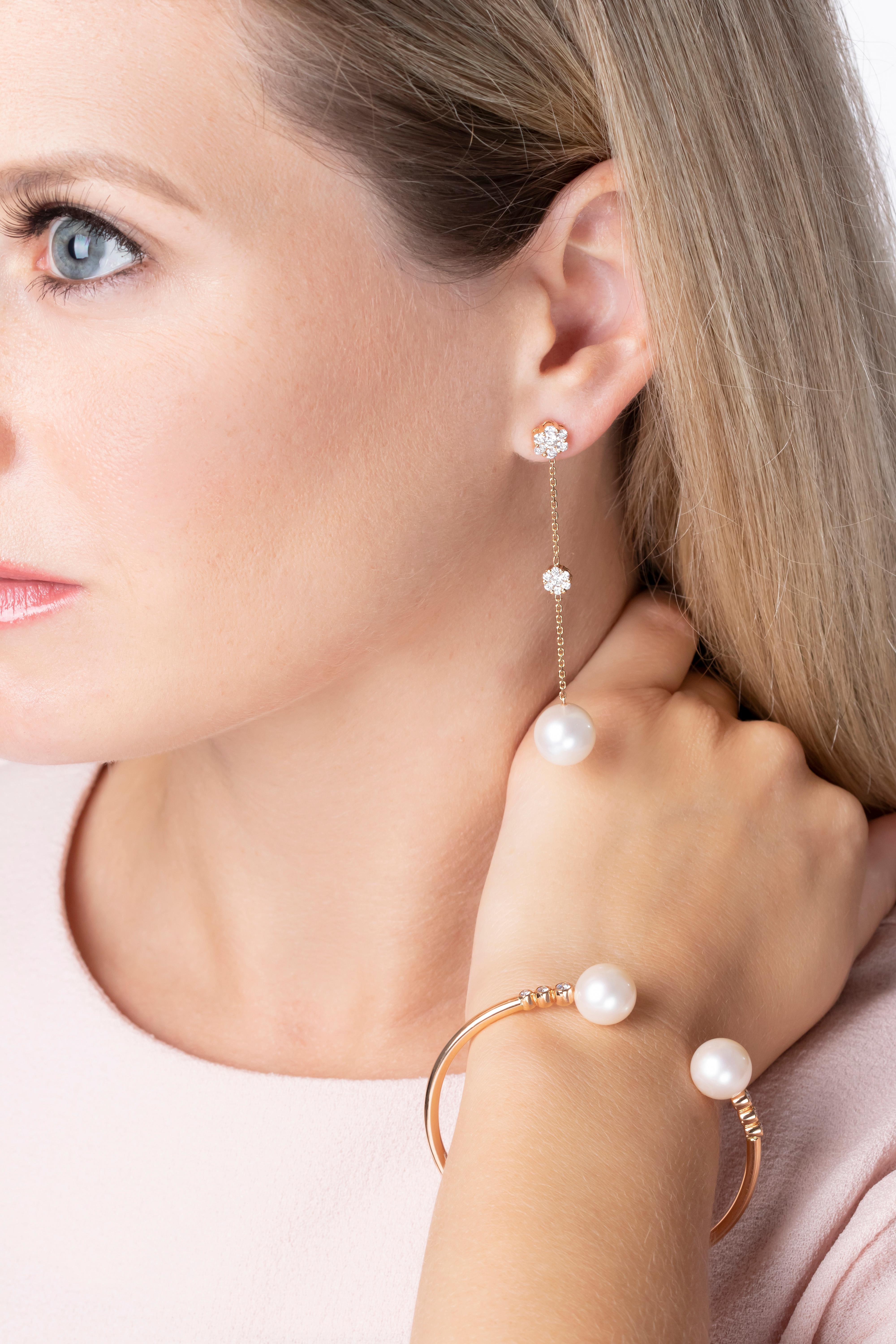 Yoko London Perlen- und Diamantketten-Ohrringe aus 18 Karat Roségold (Zeitgenössisch) im Angebot