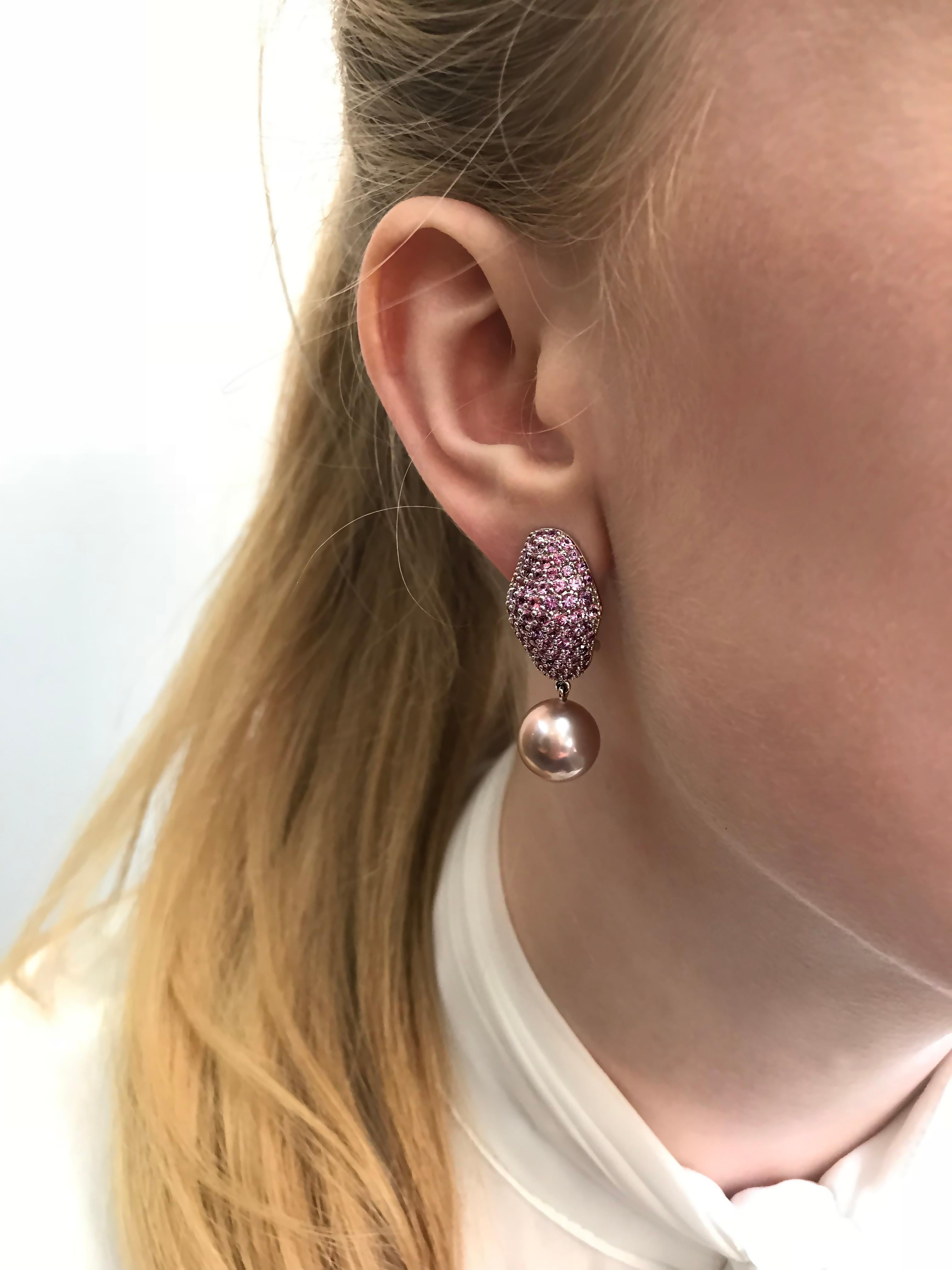 Modern Yoko London Pearl and Pink Sapphire Drop Earrings in 18 Karat White Gold For Sale