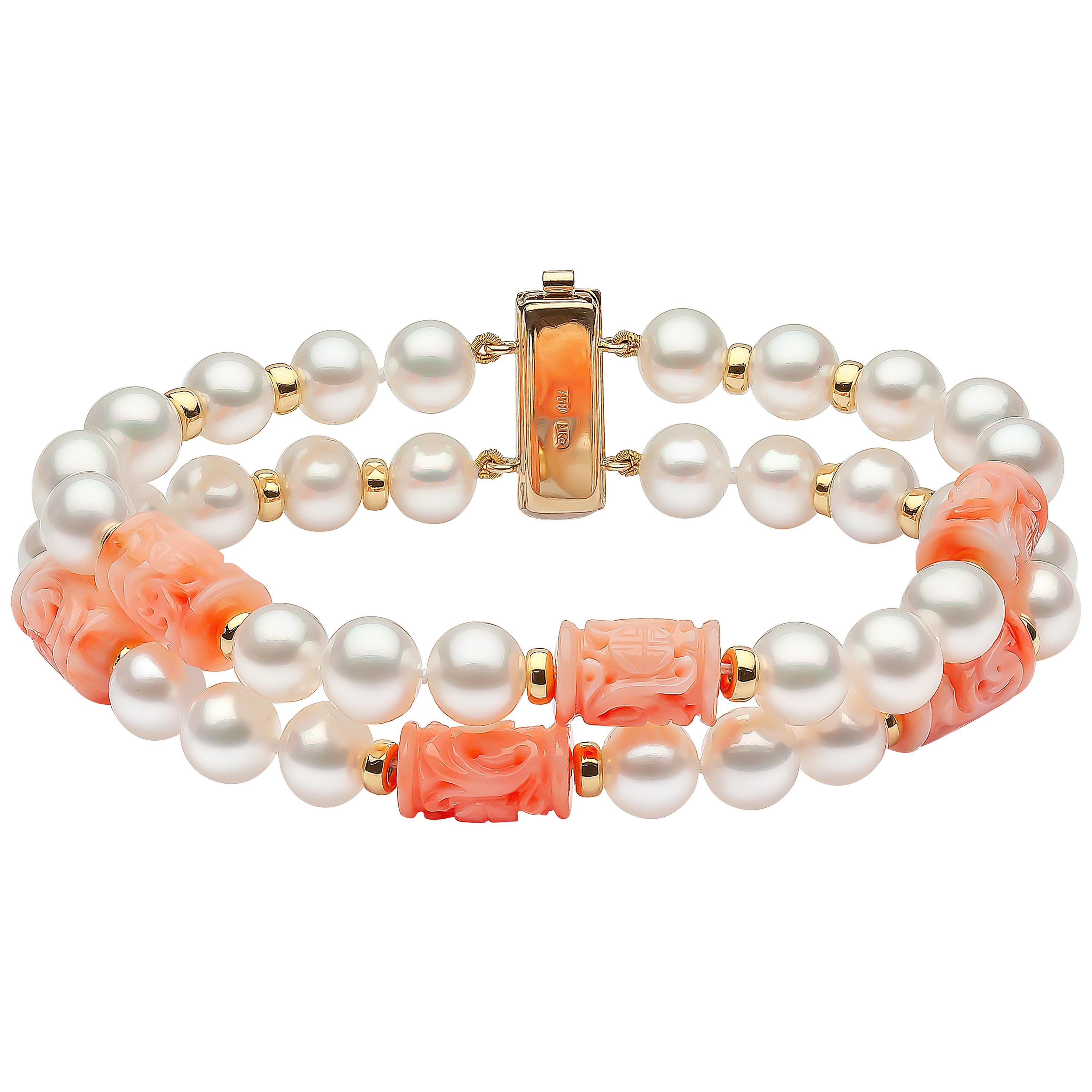 Yoko London Perlen Süßwasserperlen- und Korallenarmband aus 18 Karat Gelbgold