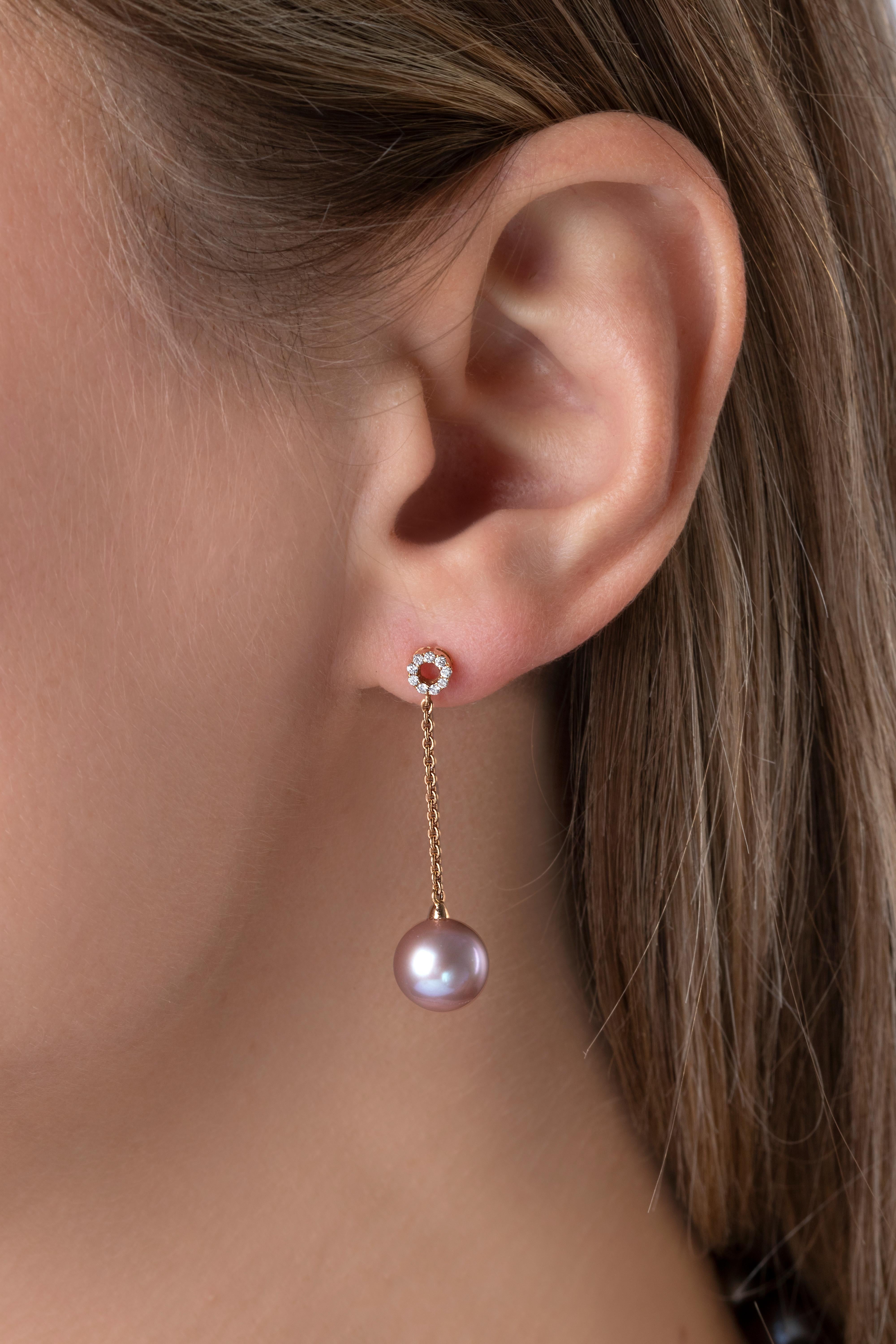 These one of a kind earrings by Yoko London feature spectacular natural colour Freshwater pearls beneath a contemporary rose gold chain and circle diamond motif. Striking, yet delicate these unique earrings have been expertly designed to move with