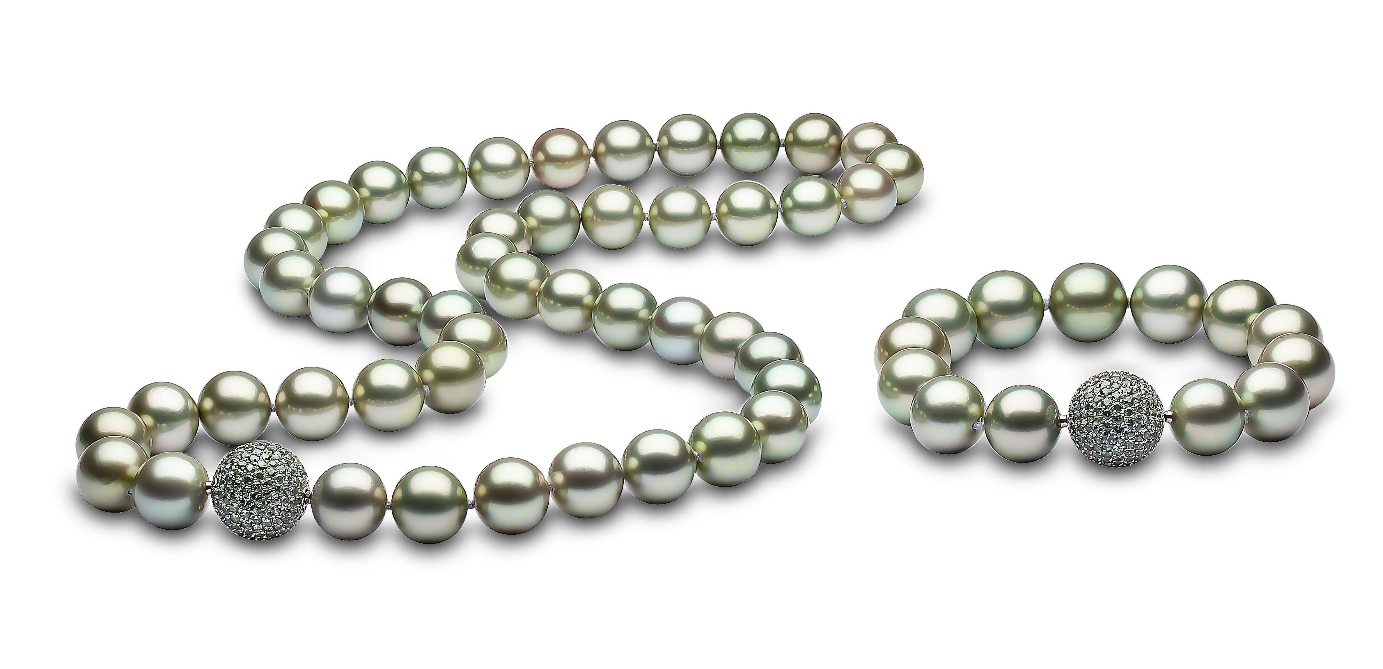 pistachio pearl necklace