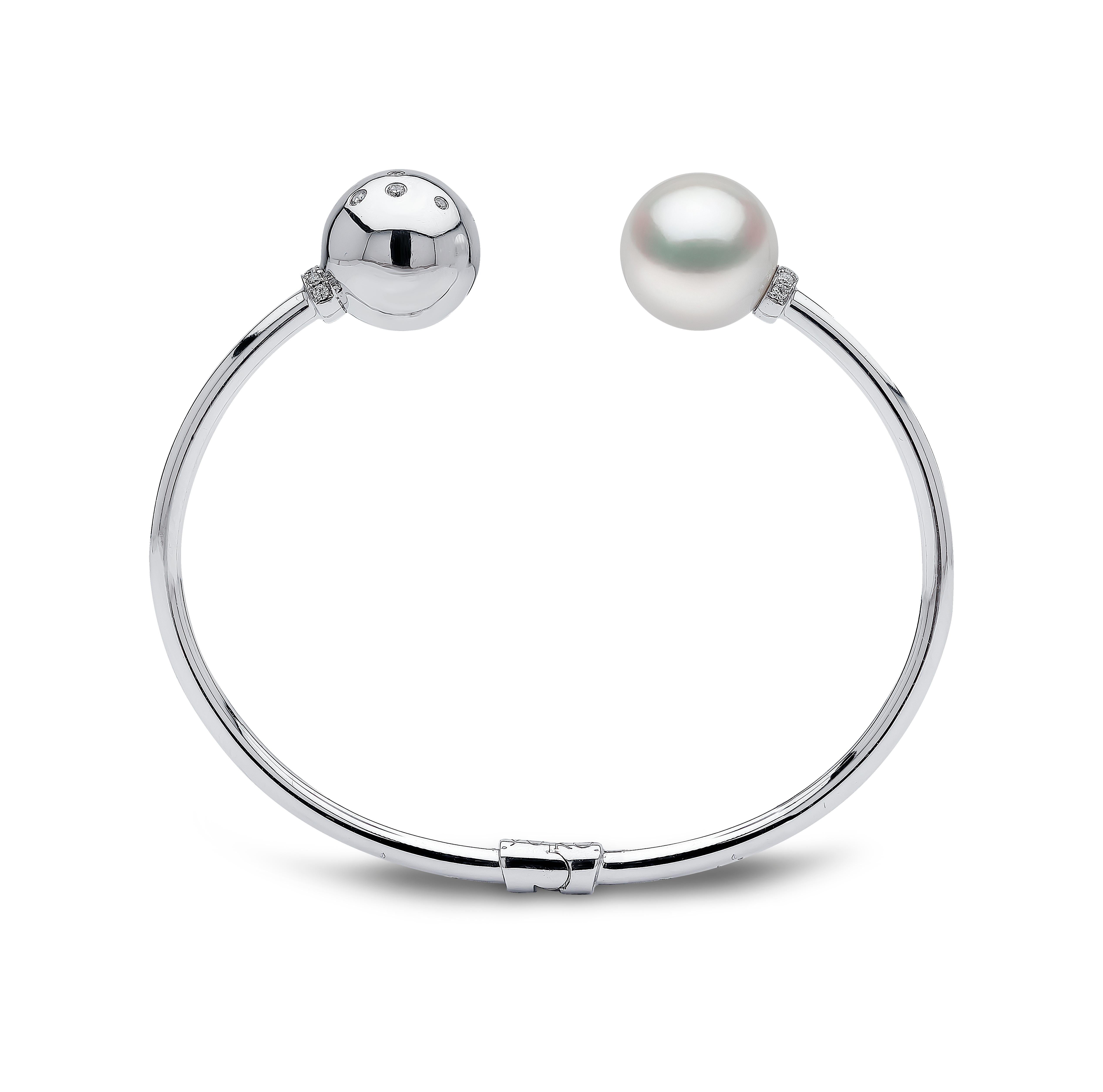 Modern Yoko London South Sea Pearl and Diamond Bracelet in 18K White Gold For Sale