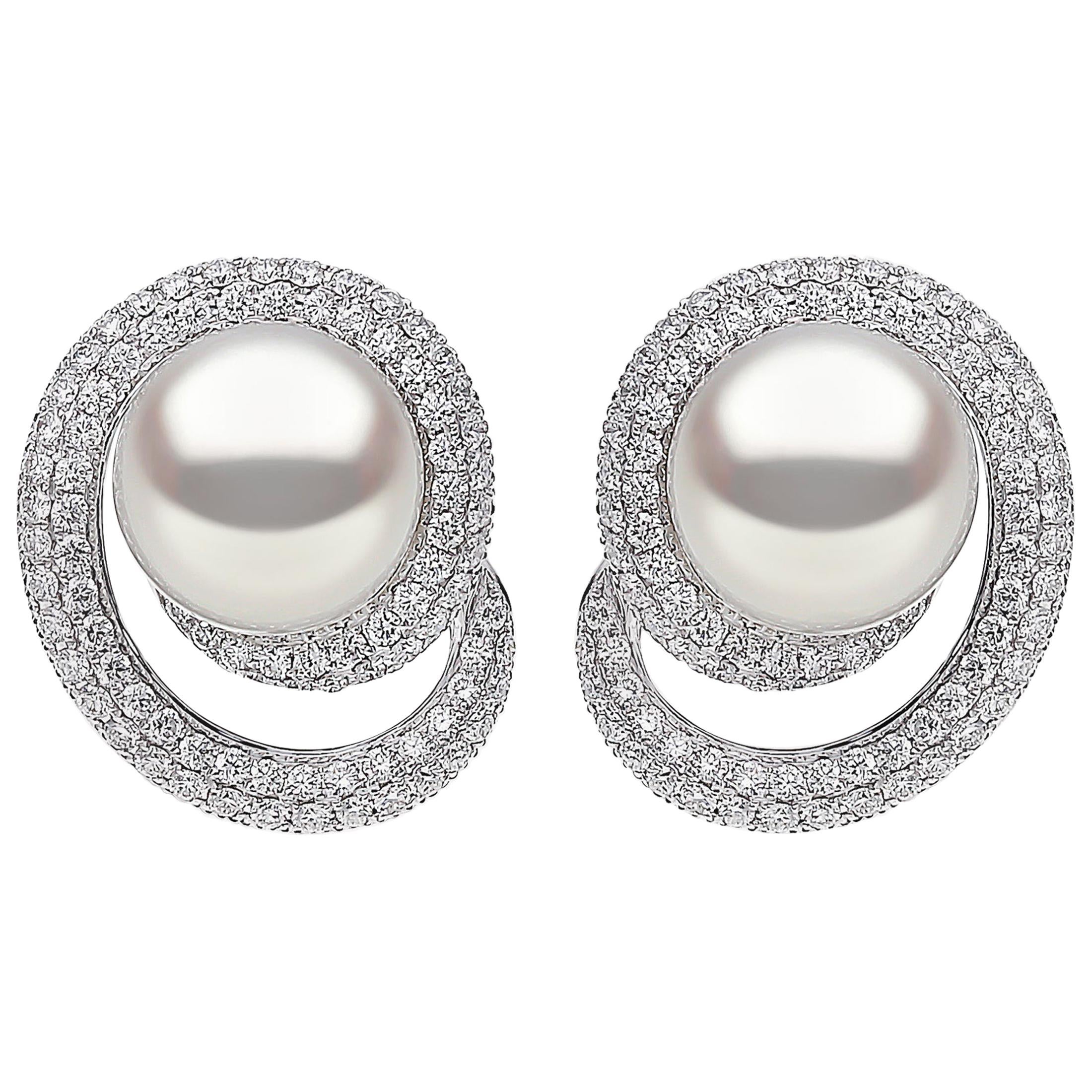 Boucles d'oreilles Yoko London en or blanc 18 carats avec perles des mers du Sud et diamants