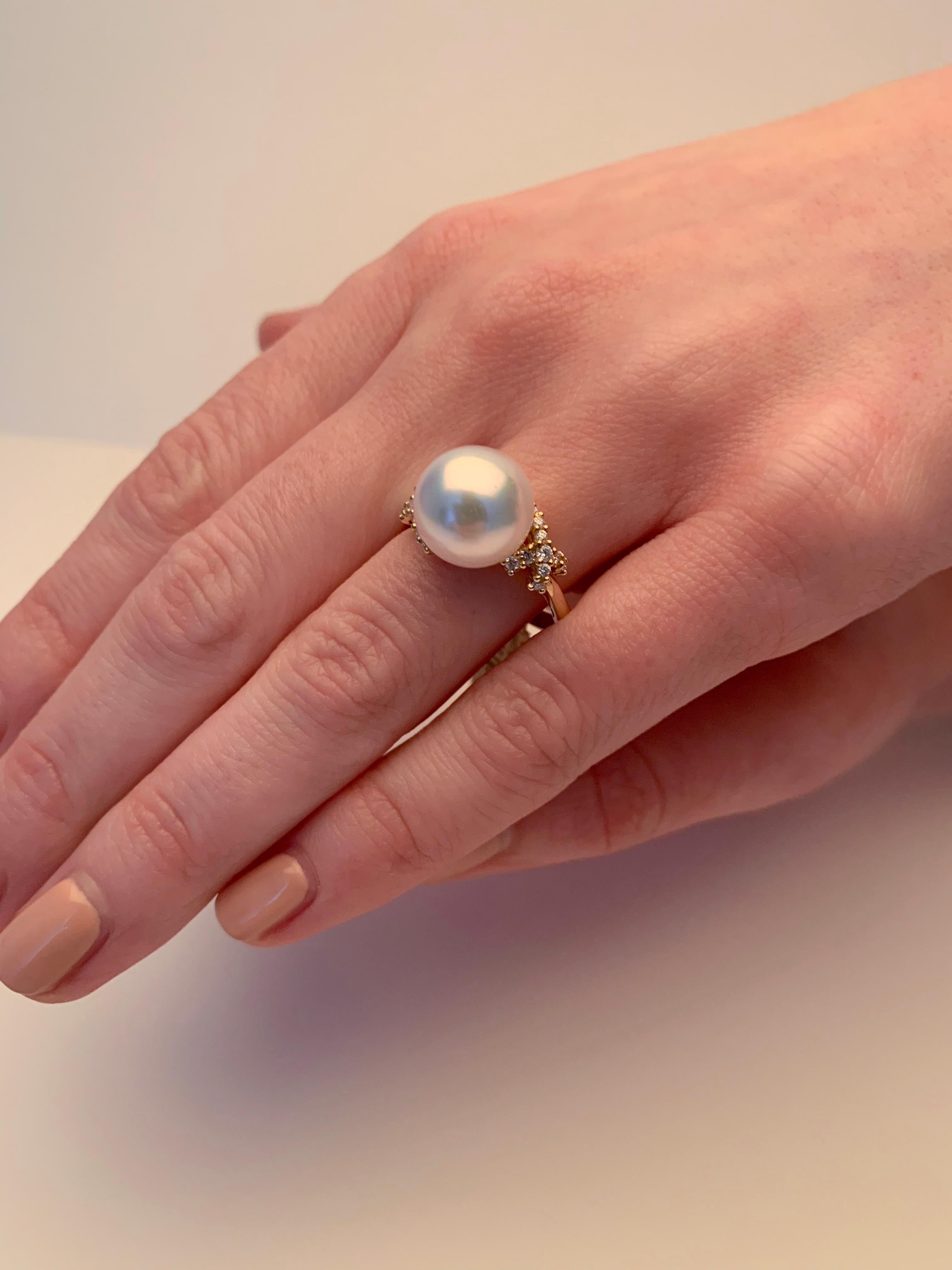 Round Cut Yoko London South Sea Pearl and Diamond Ring in 18 Karat Yellow Gold