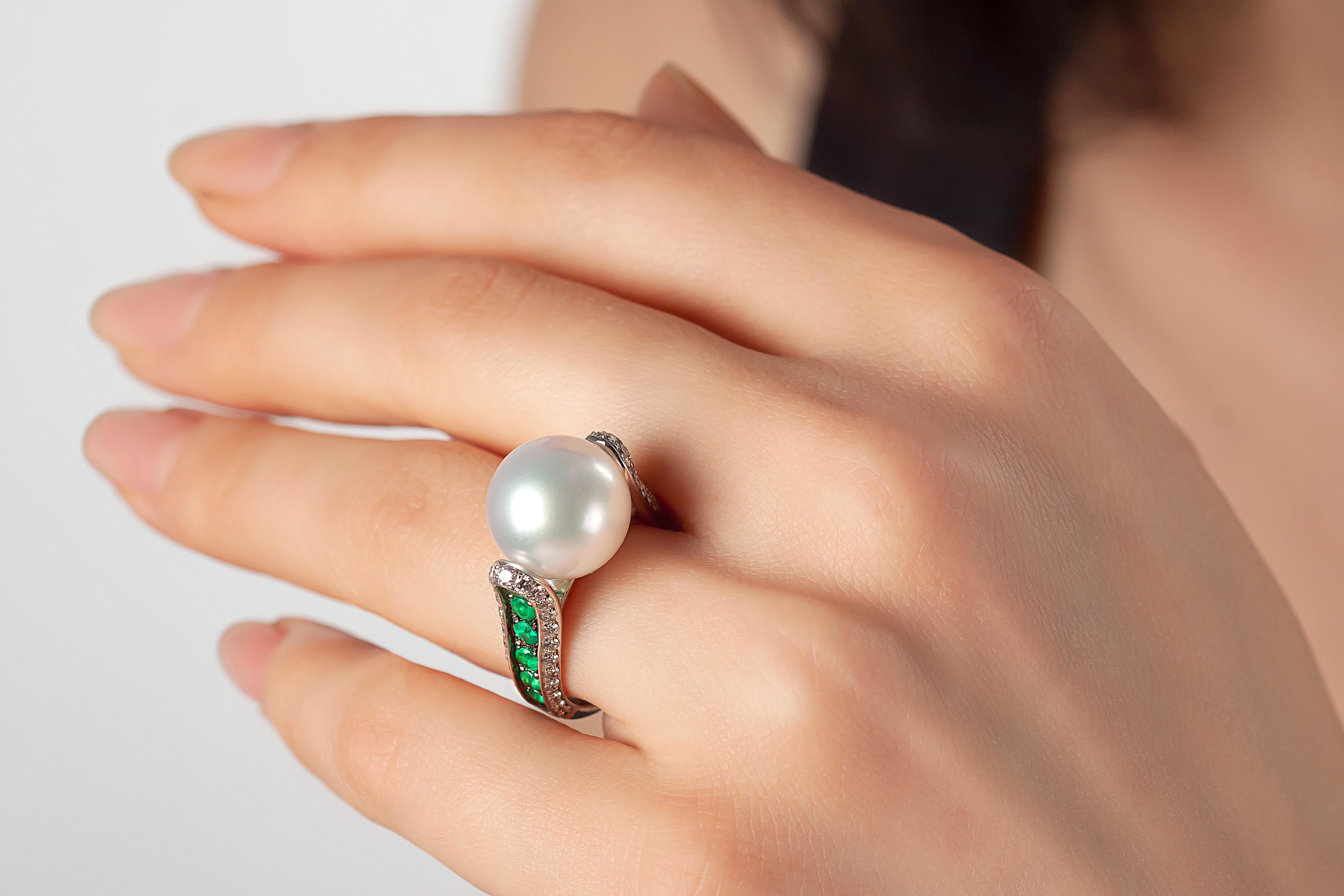 pearl and emerald engagement ring