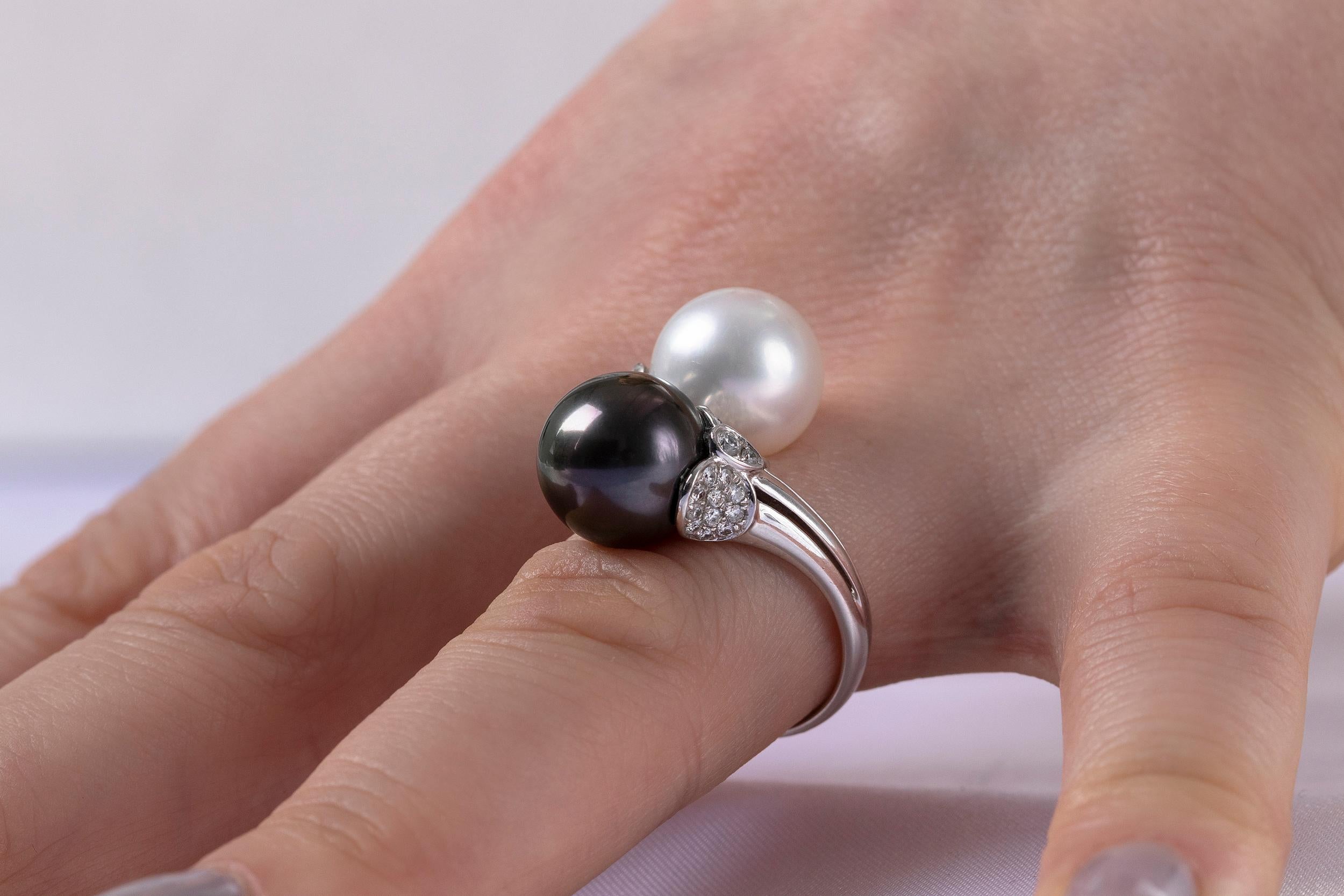 white and black pearl ring