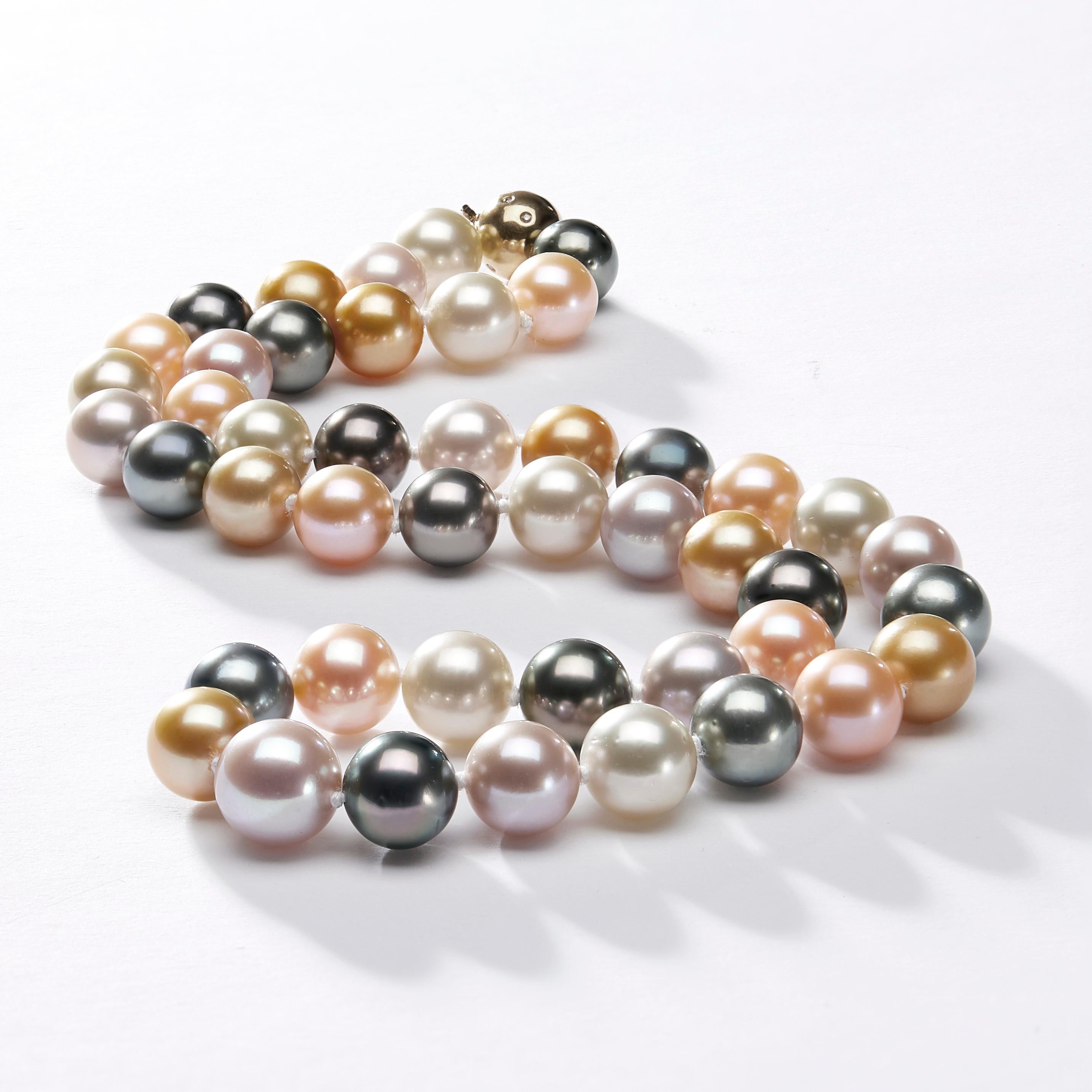 Contemporary Yoko London Tahitian, South Sea & Pink Freshwater Pearl Necklace 18K Yellow Gold For Sale