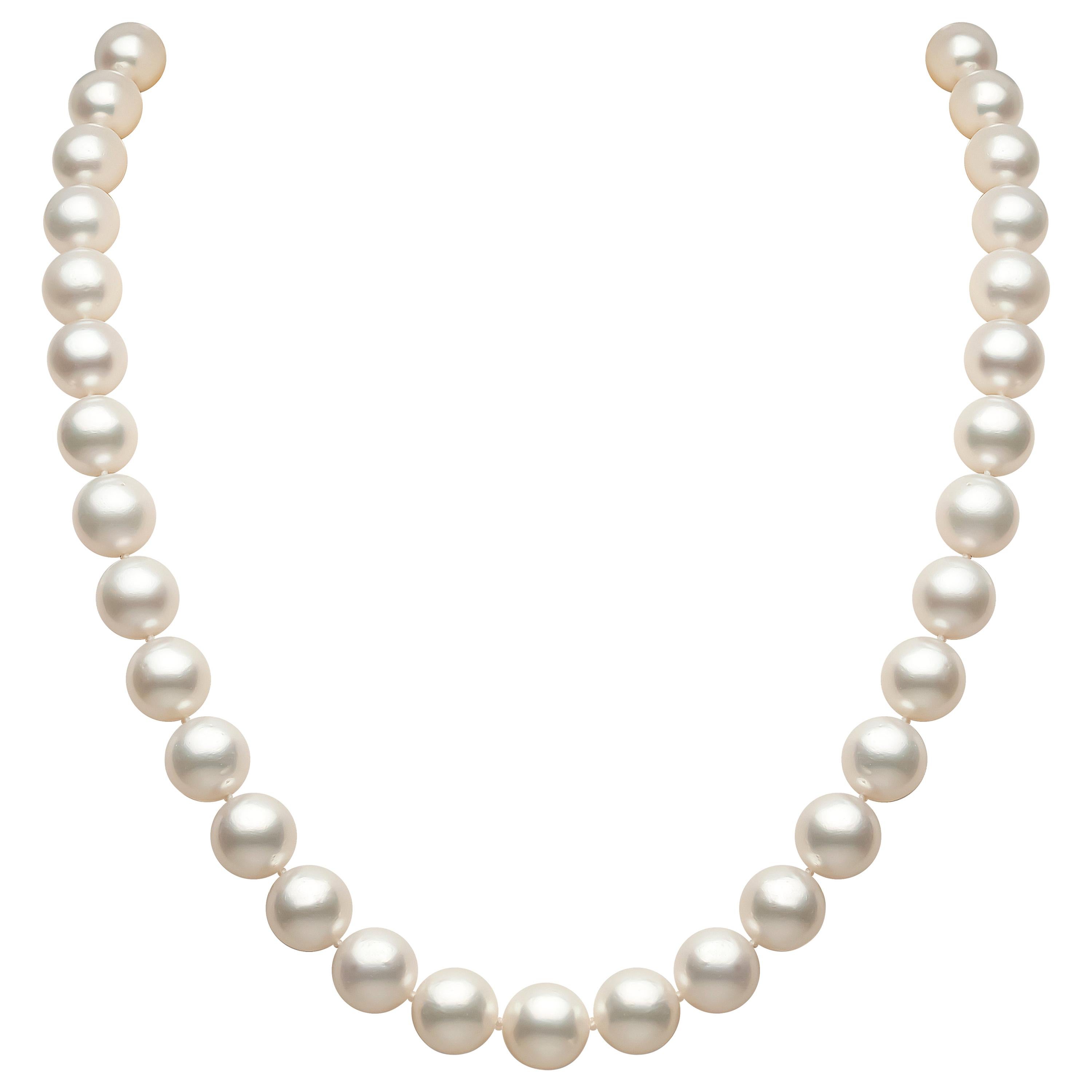 Yoko London White South Sea Classic Necklace in 18 Karat White Gold For Sale